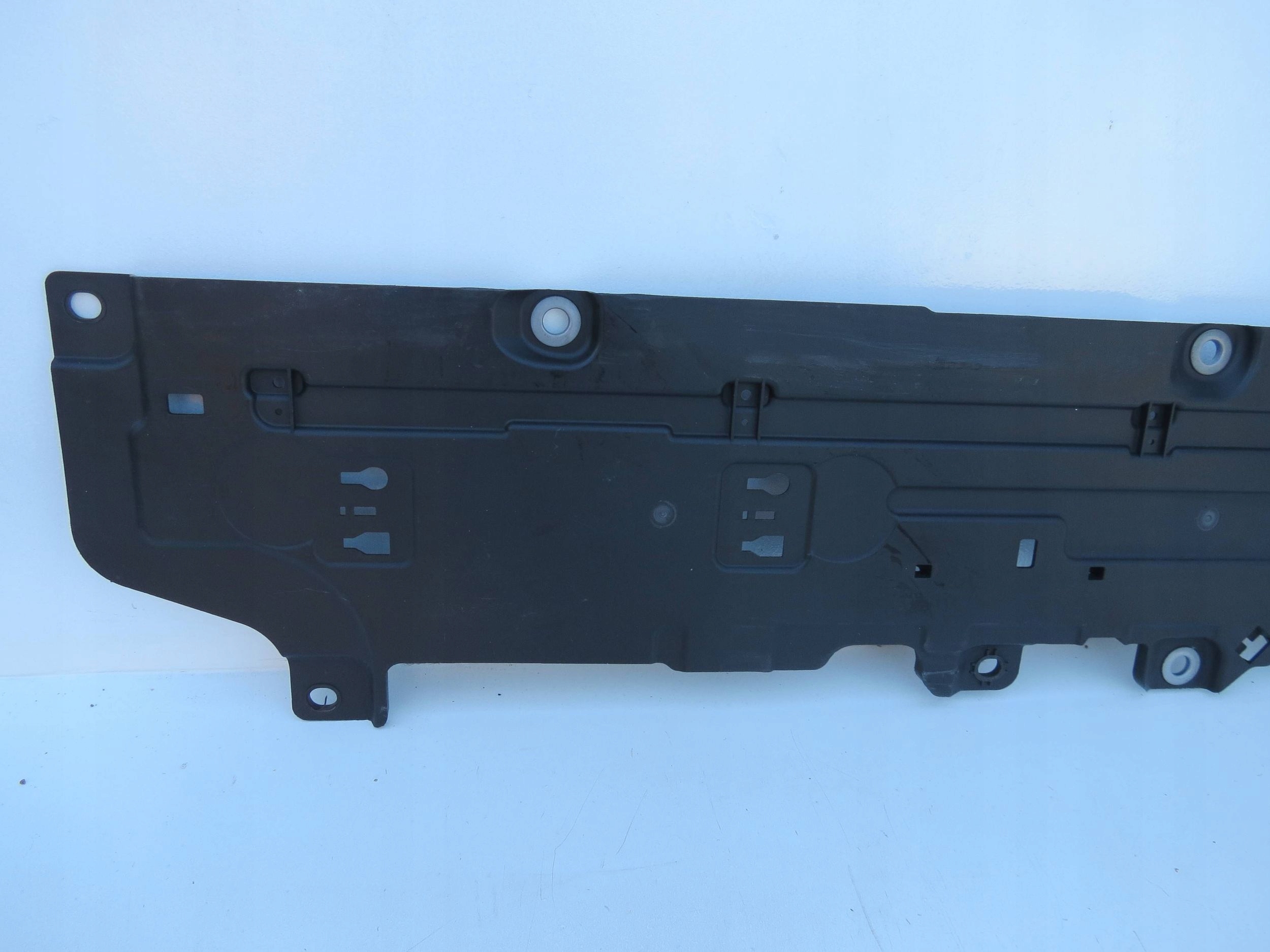 Blende Abdeckung abdeckung PODWOZA VOLVO XC60 II 31497614