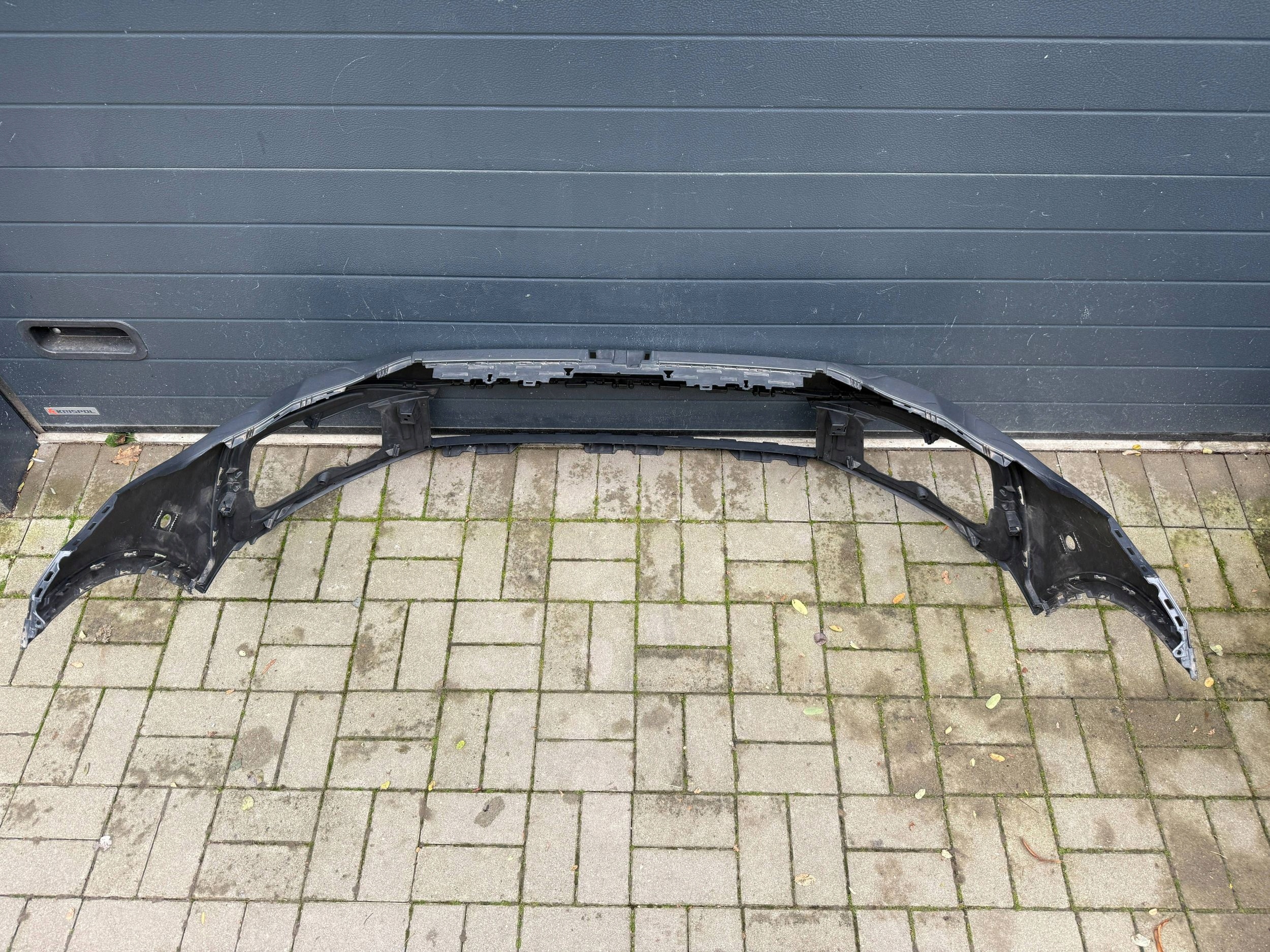 Volkswagen Golf VIII 8 Alltruck bumper front front