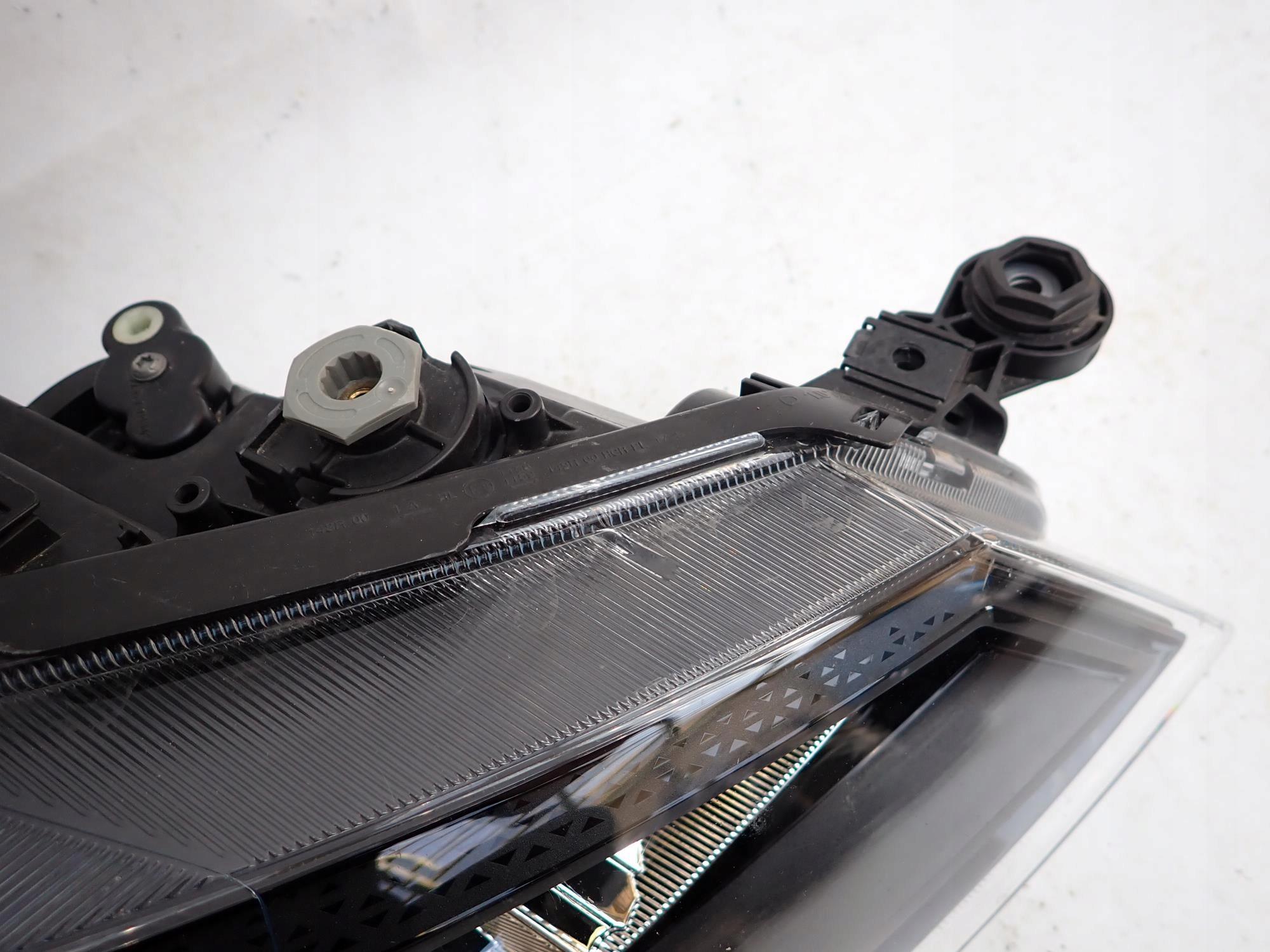SEAT IBIZA V 5 LIFT 21-> light front front right