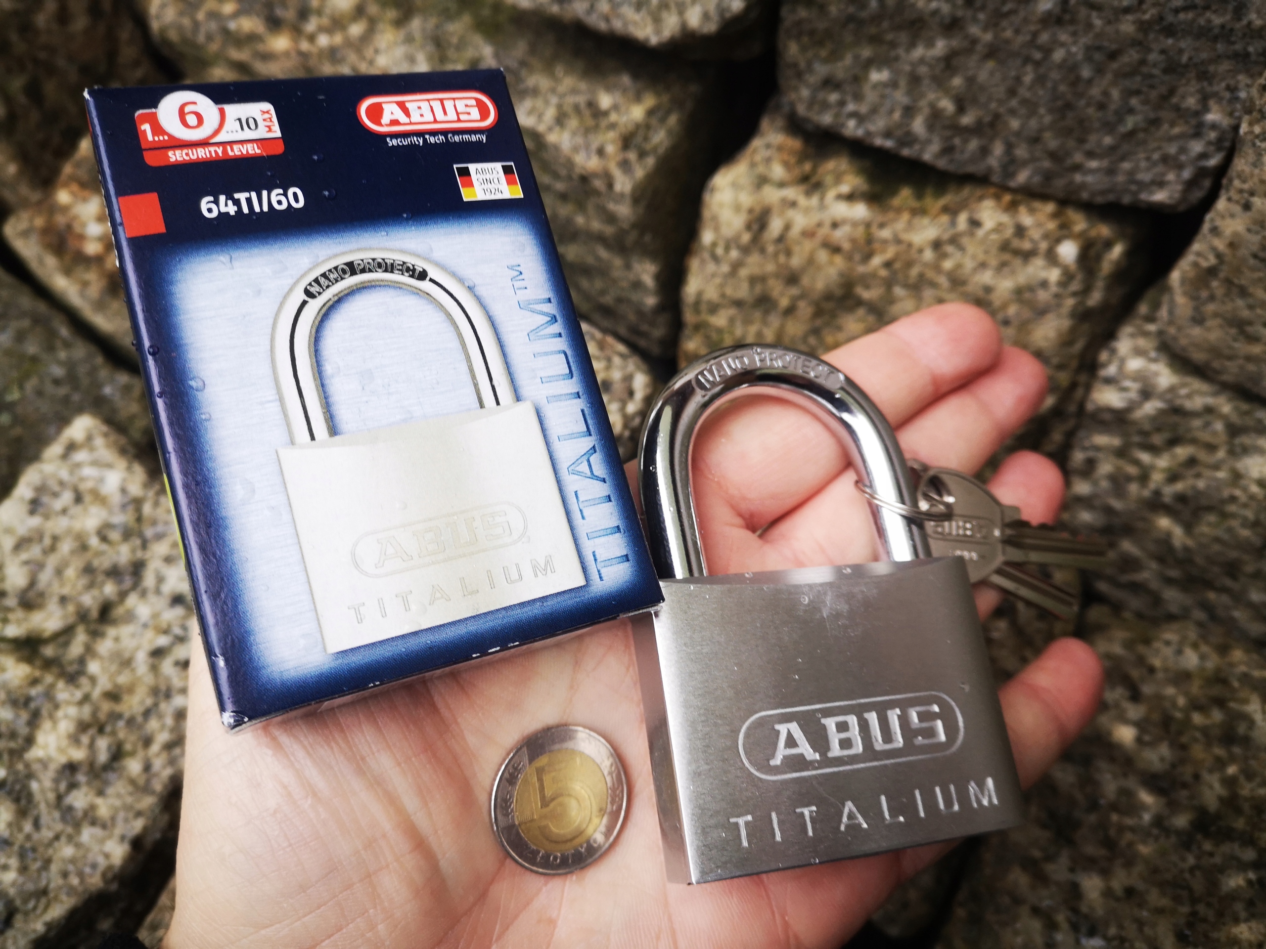 ABUS 3 KŁÓDKI NA 1 KLUCZ KŁÓDKA TITALIUM 3x60MM Marka Abus