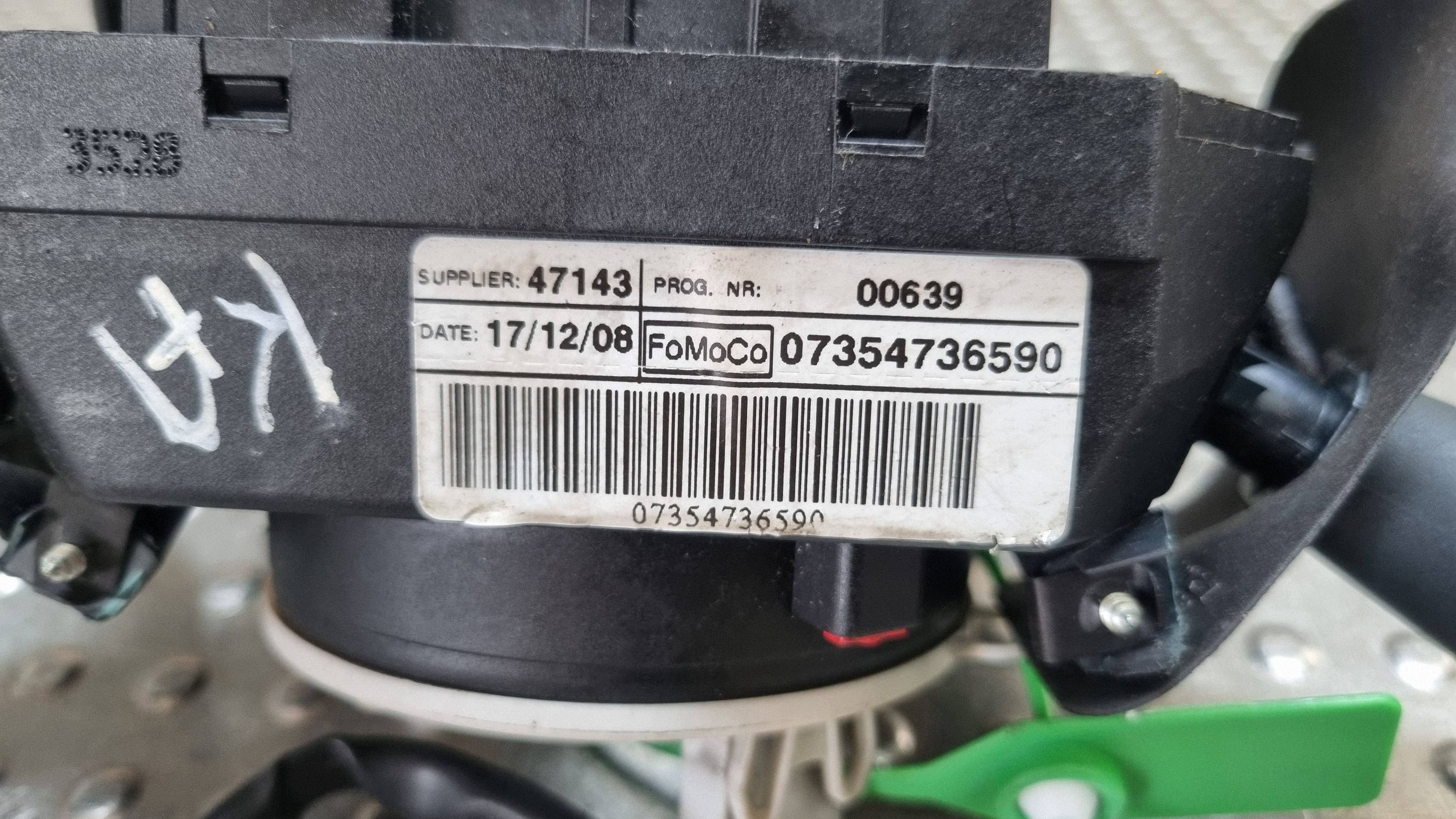 control steering wheel levers and controls ring 07354736590 FORD KA MK2