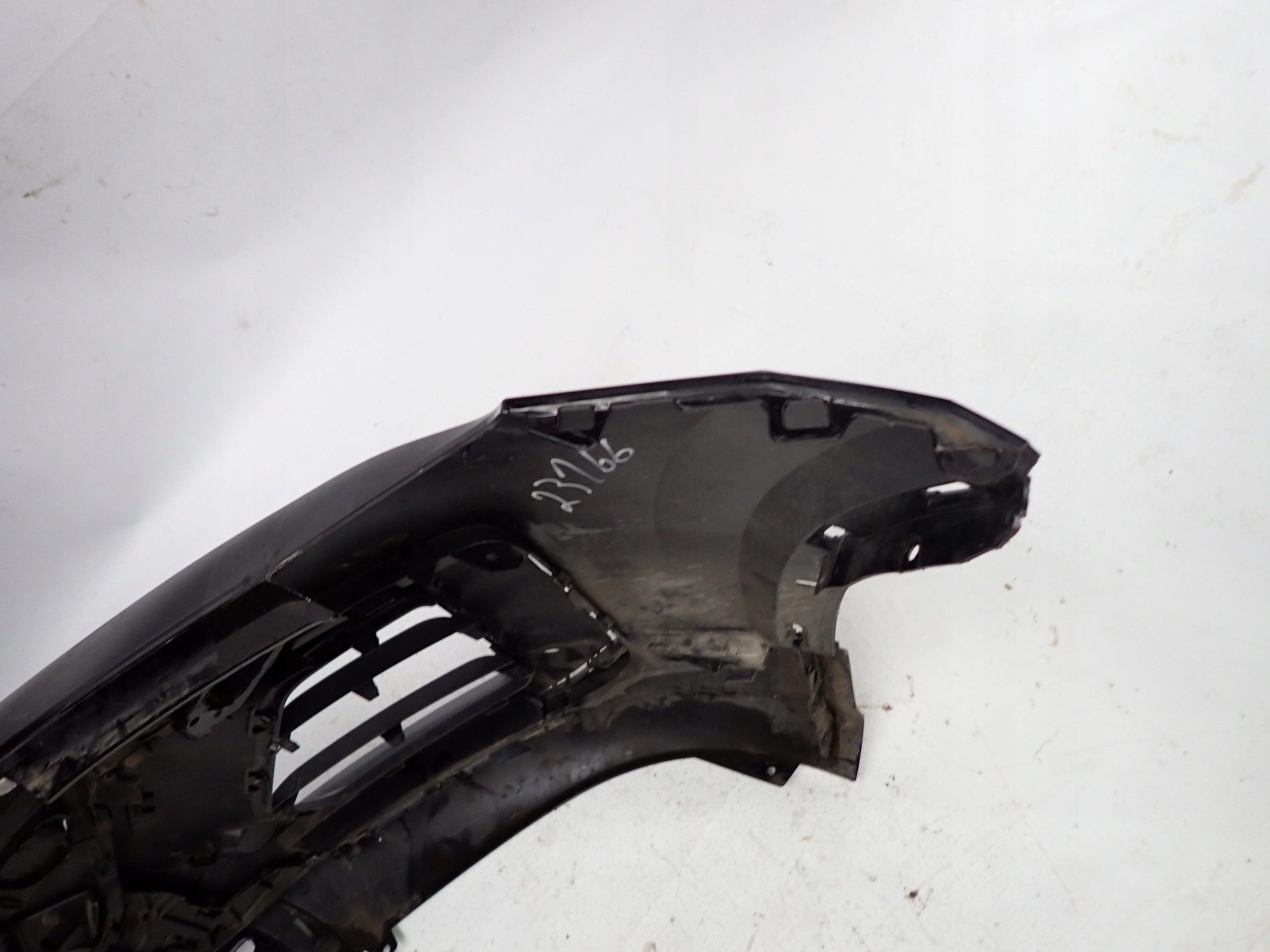 AUDI Q2 81A 16- bumper front front grill PDC washers