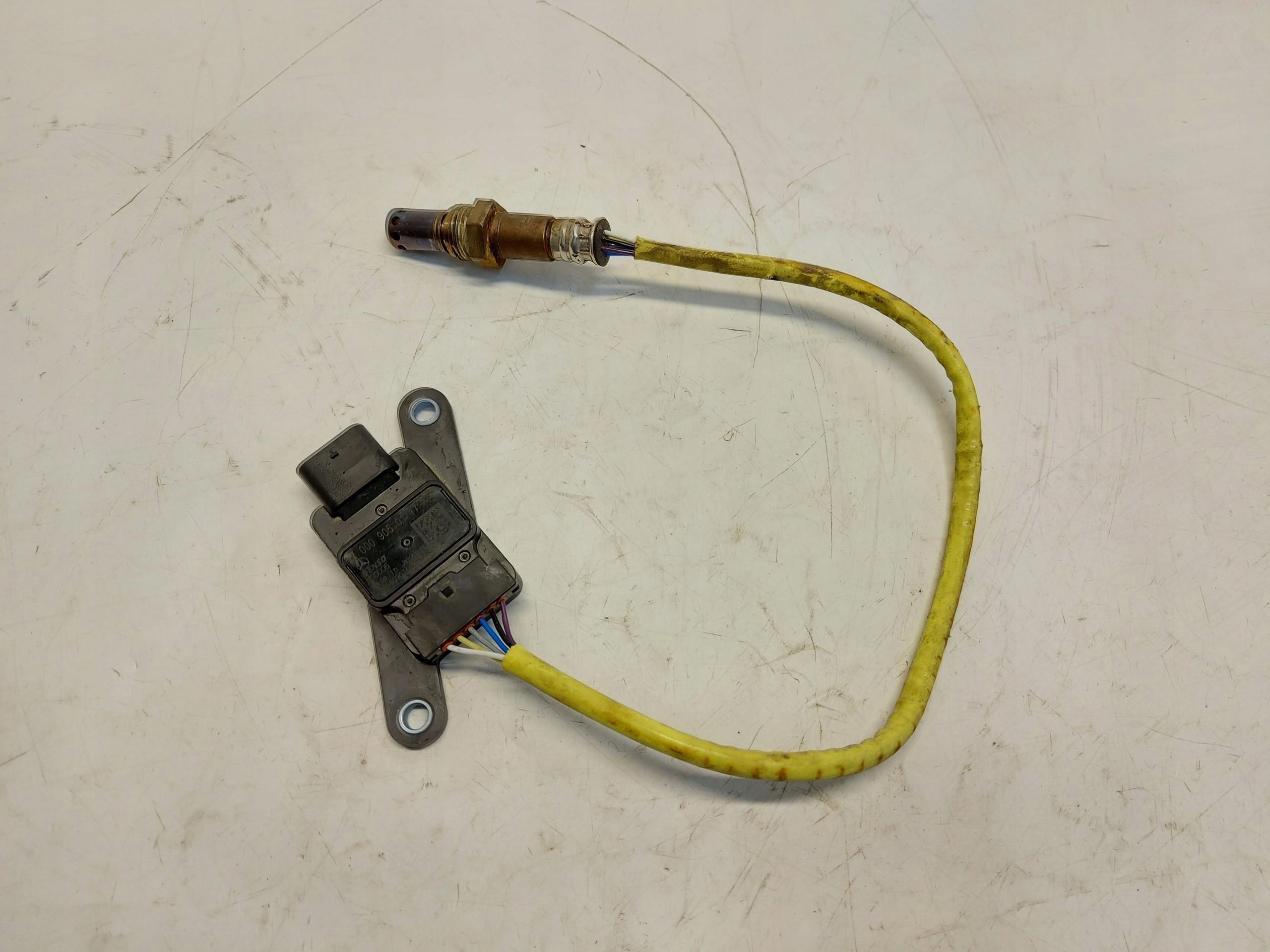 Mercedes W254 GLC 220d SONDA Sensor NOX A0009050117