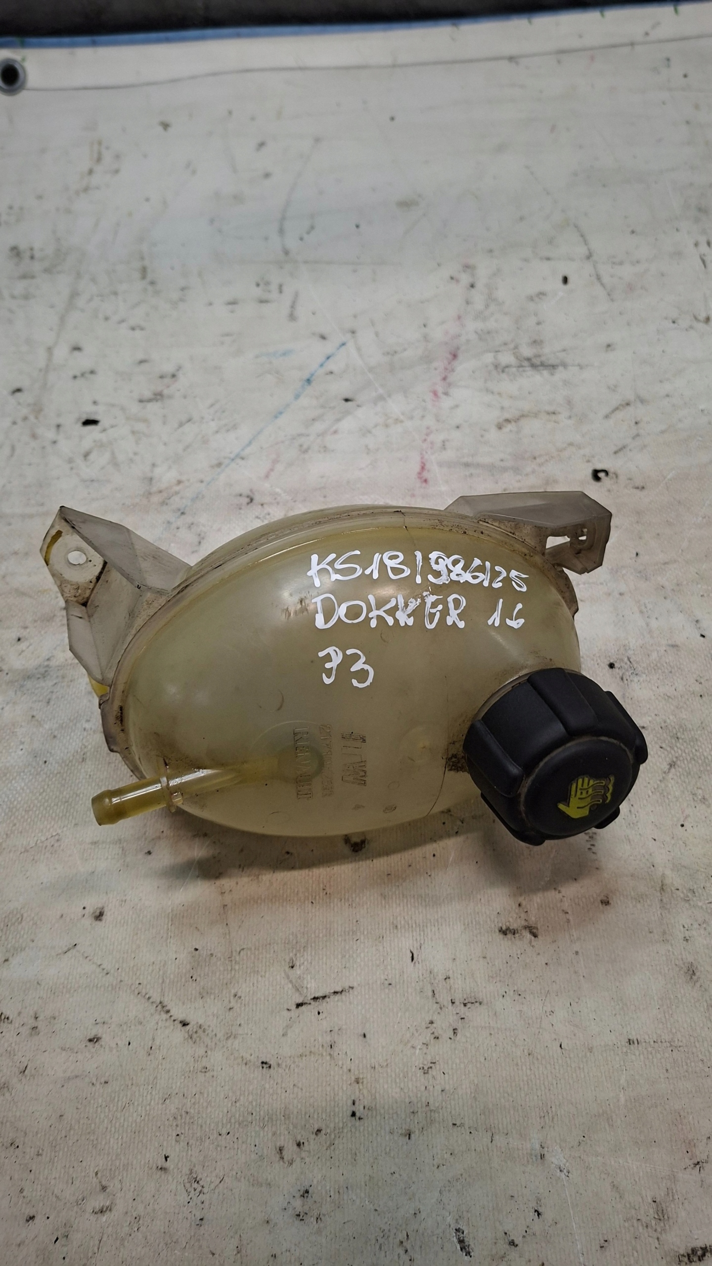 Scheibenwaschbehälter DACIA DOKKER 1.6