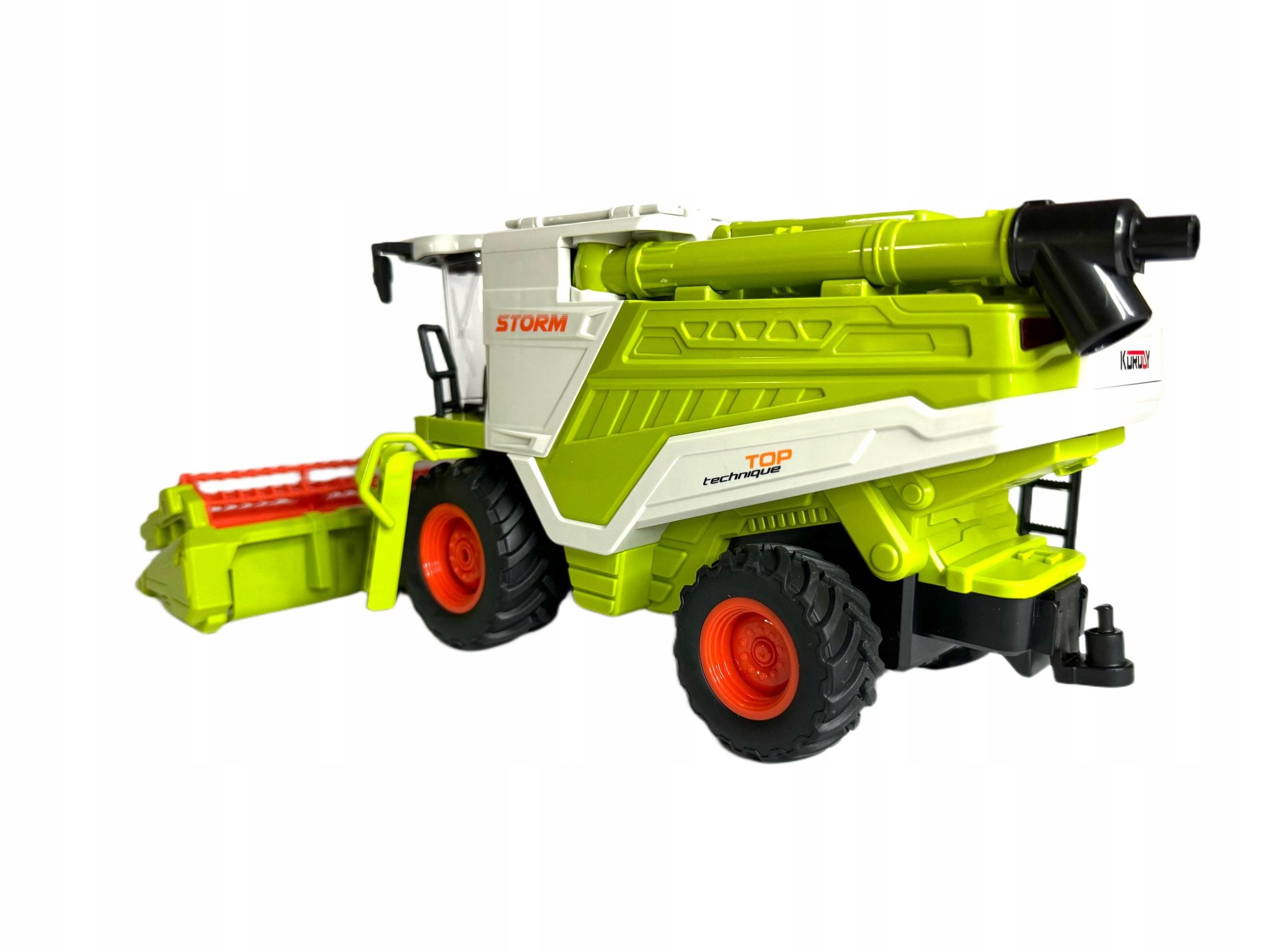 KOMBAJN ZDALNIE STEROWANY RC PILOT DYM ŚWIATŁA DŹWIĘK Wiek dziecka 3 lata +