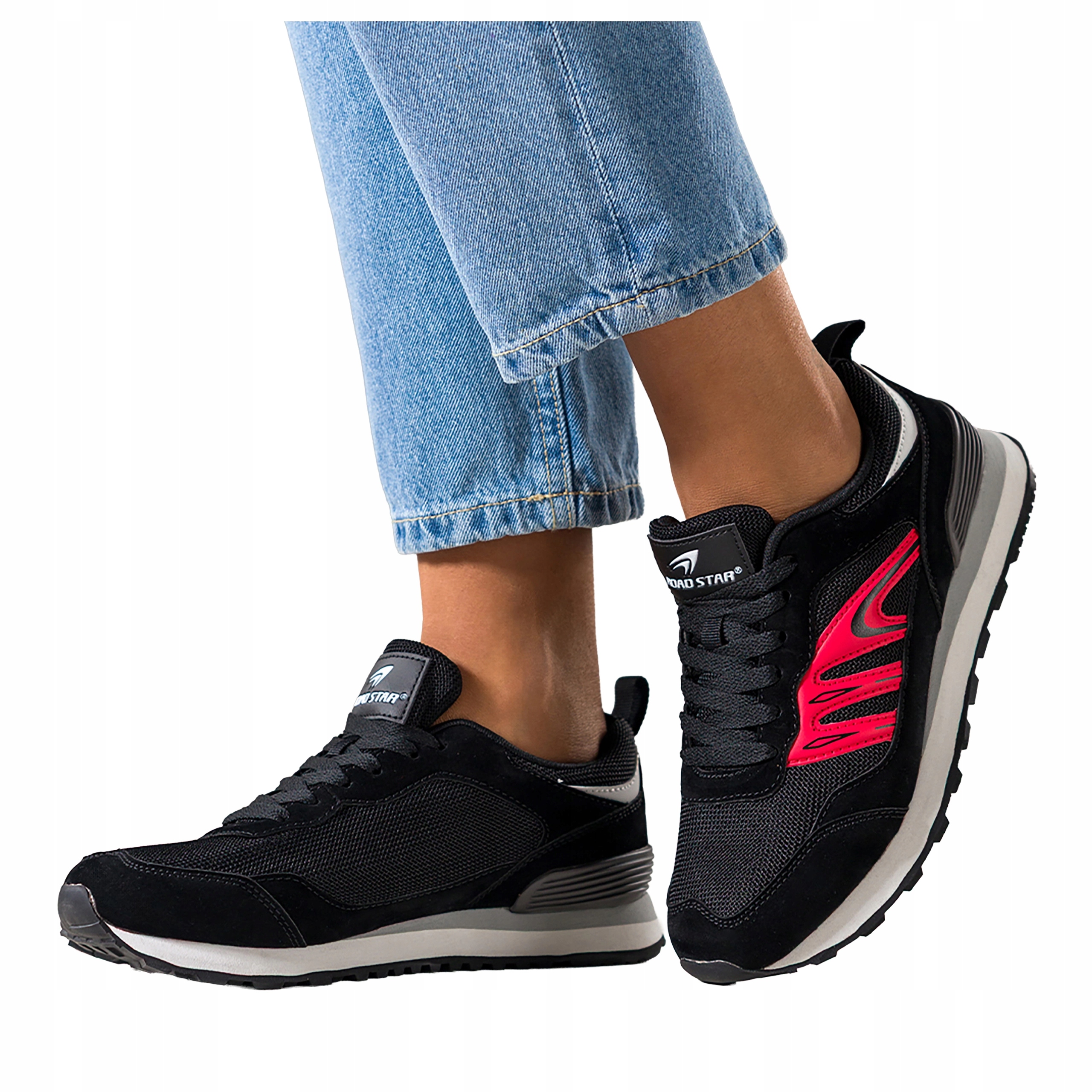 Sneakersy Černé Dámské Sportovní Drážkované Podrážky Šněrované Pohodlné r 41