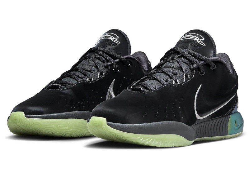 Boty Nike Lebron XXI Tahitian Velikost 38,5 Originální