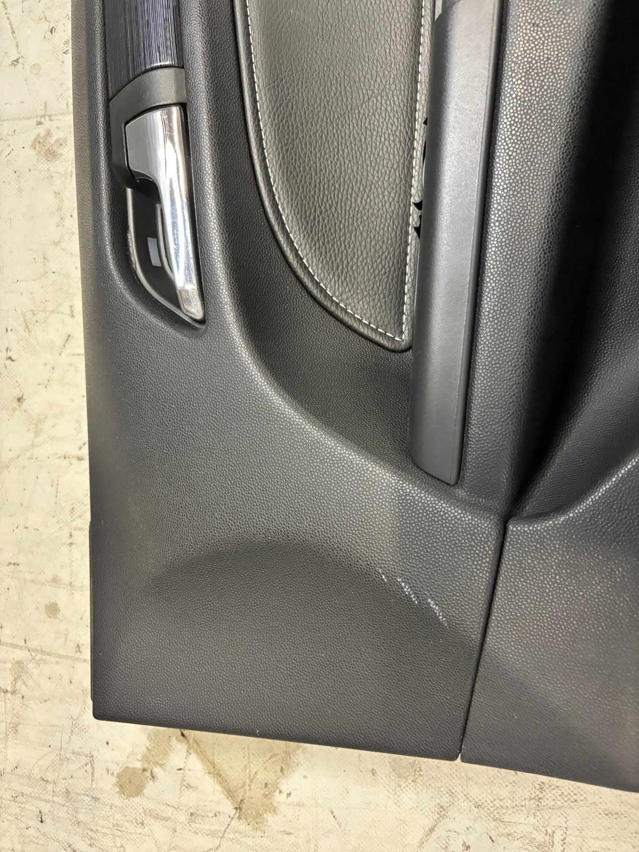 side door right front Opel Astra H III 3 GTC HB 3D 13221168