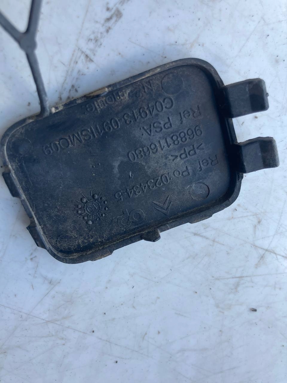 Abschleppöse der Stoßstange vorne CITROEN C4 II B7 KTH KTHB 9688116680