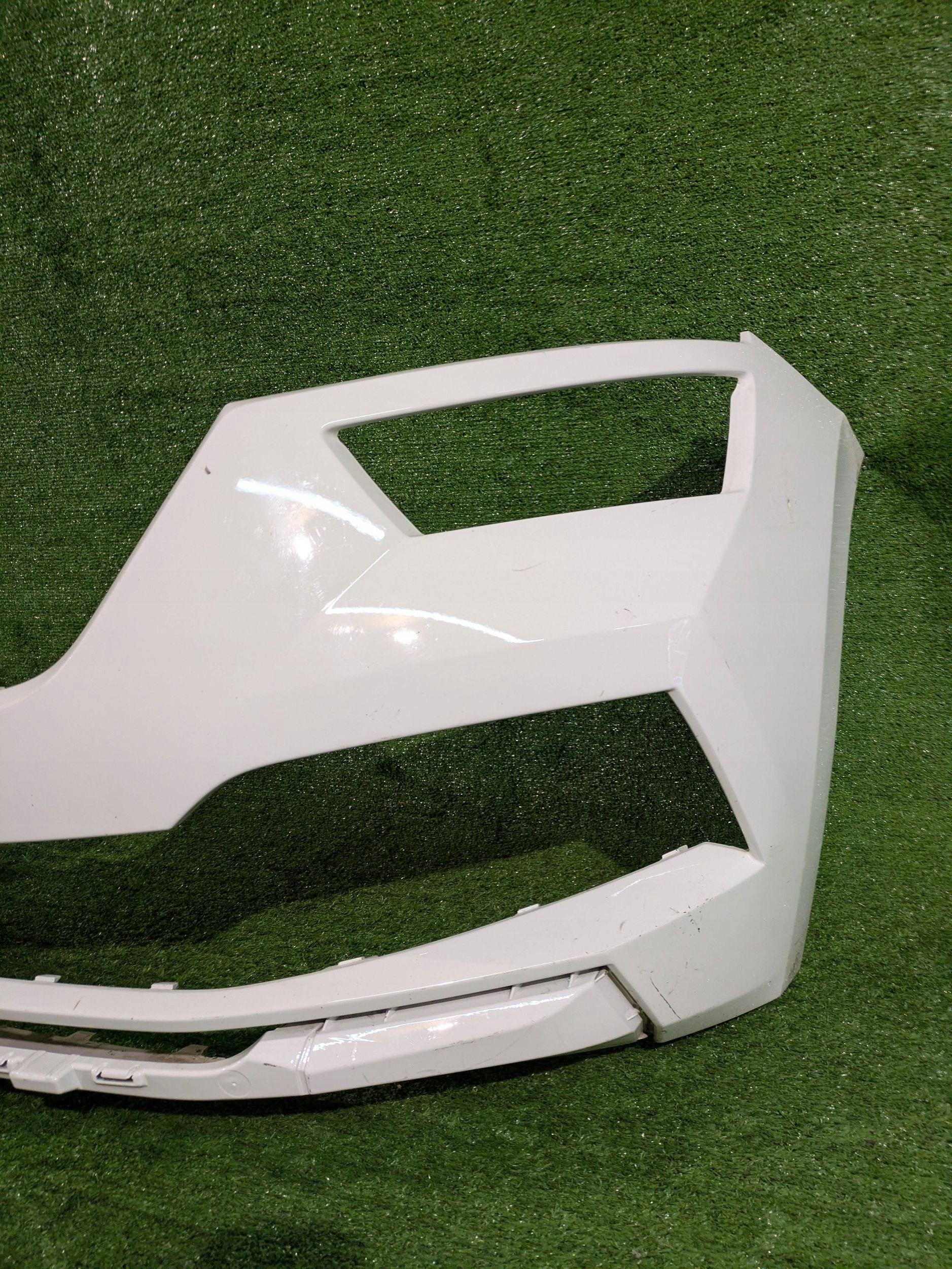 front bumper front SKODA KAMIQ NR.7693