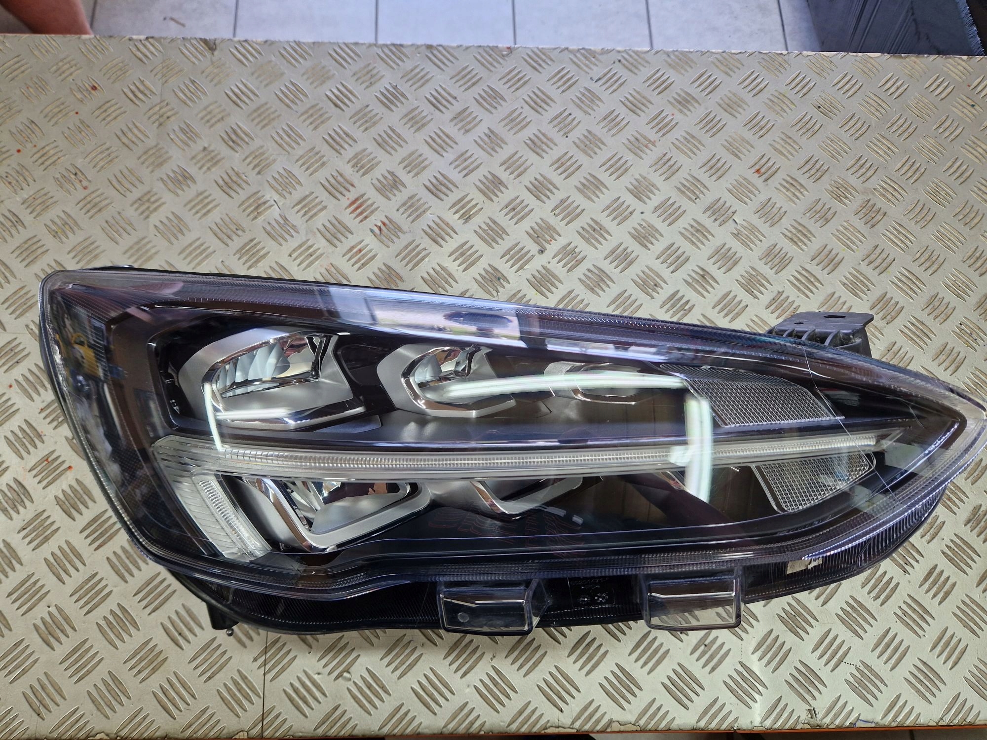 light right front FULL LED FORD FOCUS IV 2018R->