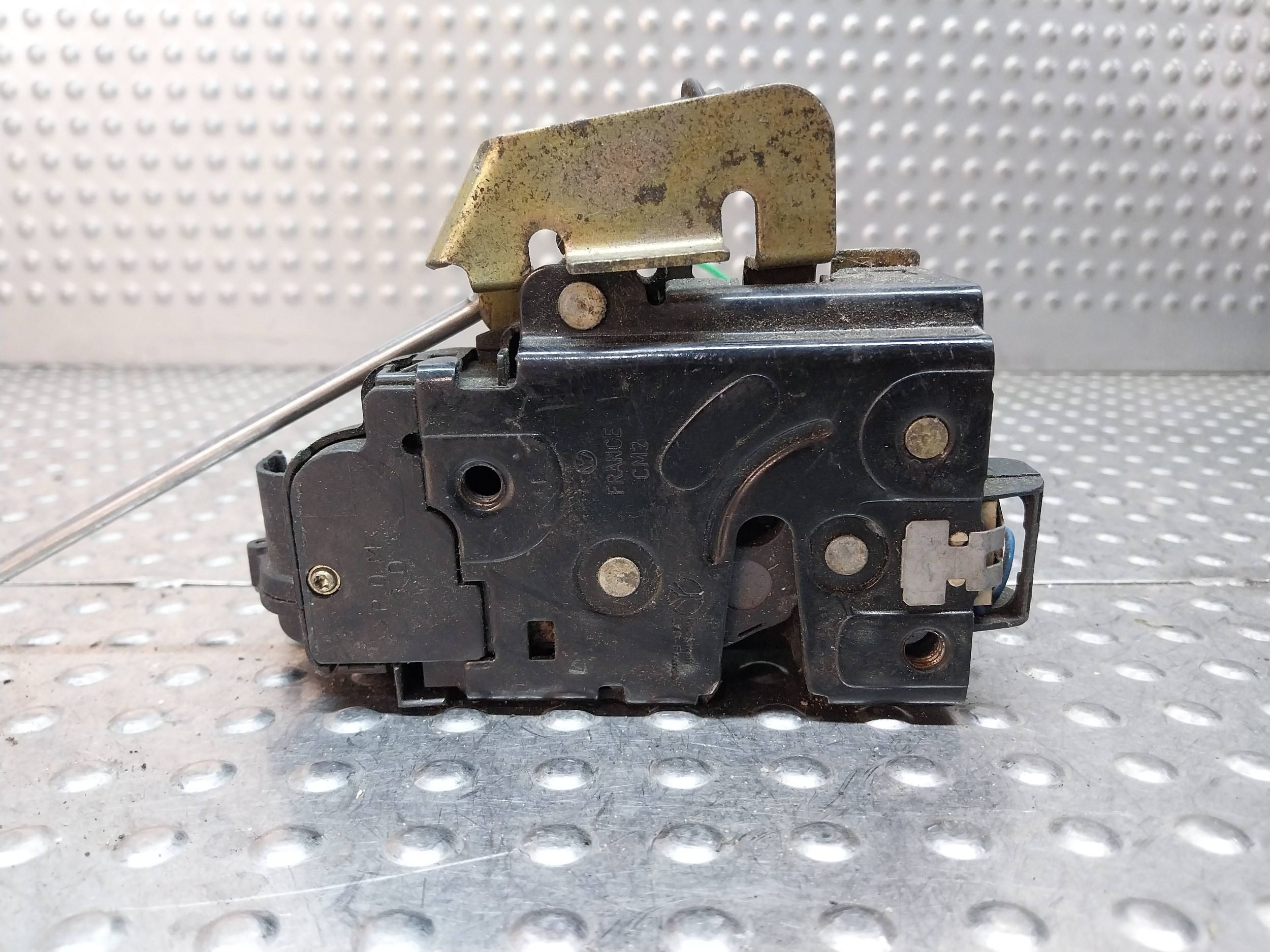 lock door right rear part 7PIN 8E0839350 AUDI A4 B6