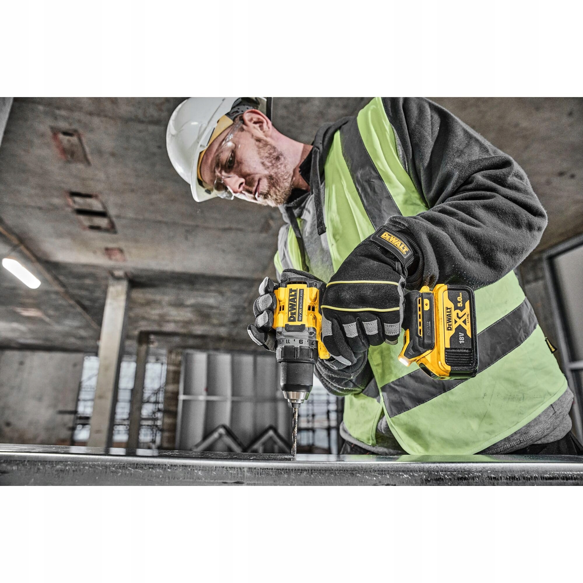 DEWALT 18V Wiertarko-Wkrętarka Bezszczotkowa LED 2x5Ah — miniatura 4