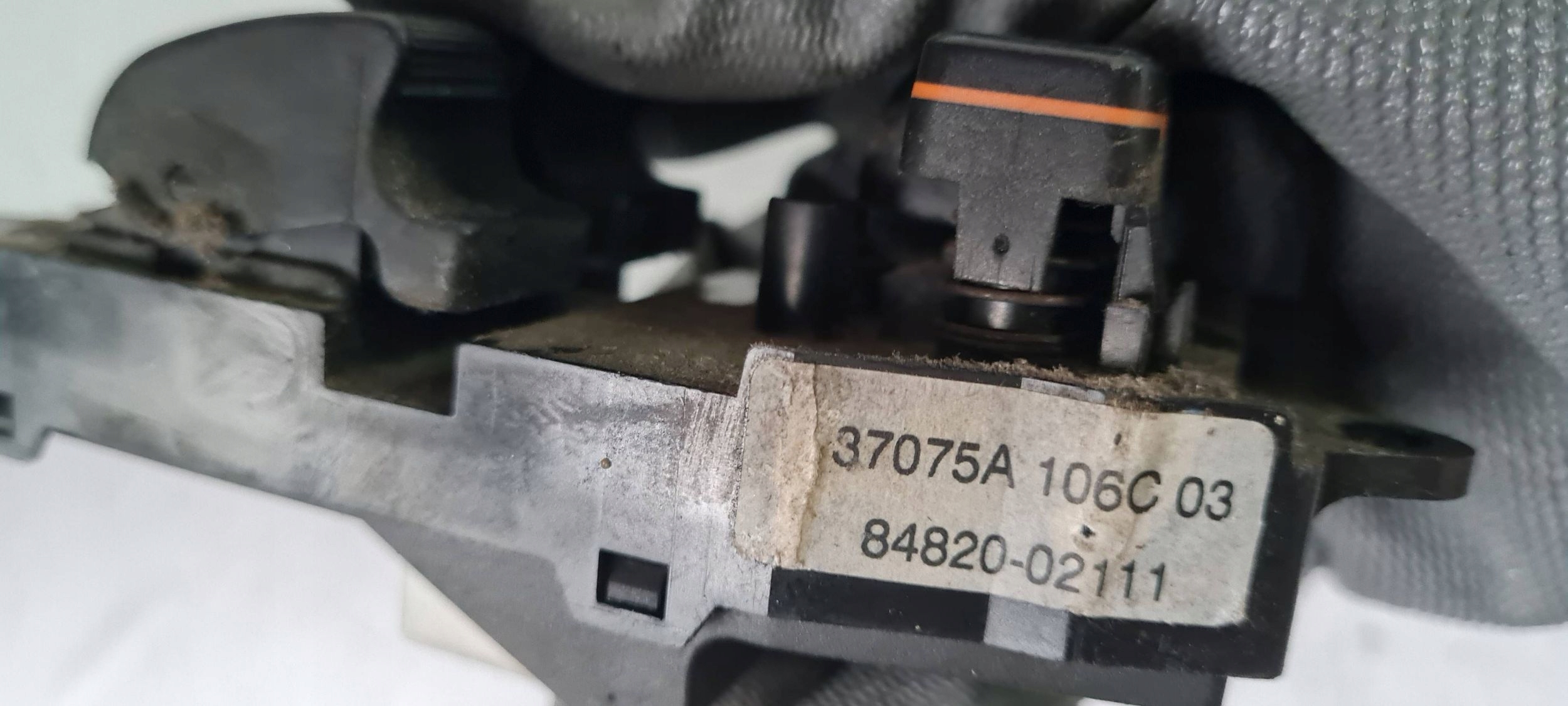 window control switch Toyota Corolla E12 8482002111 Europa