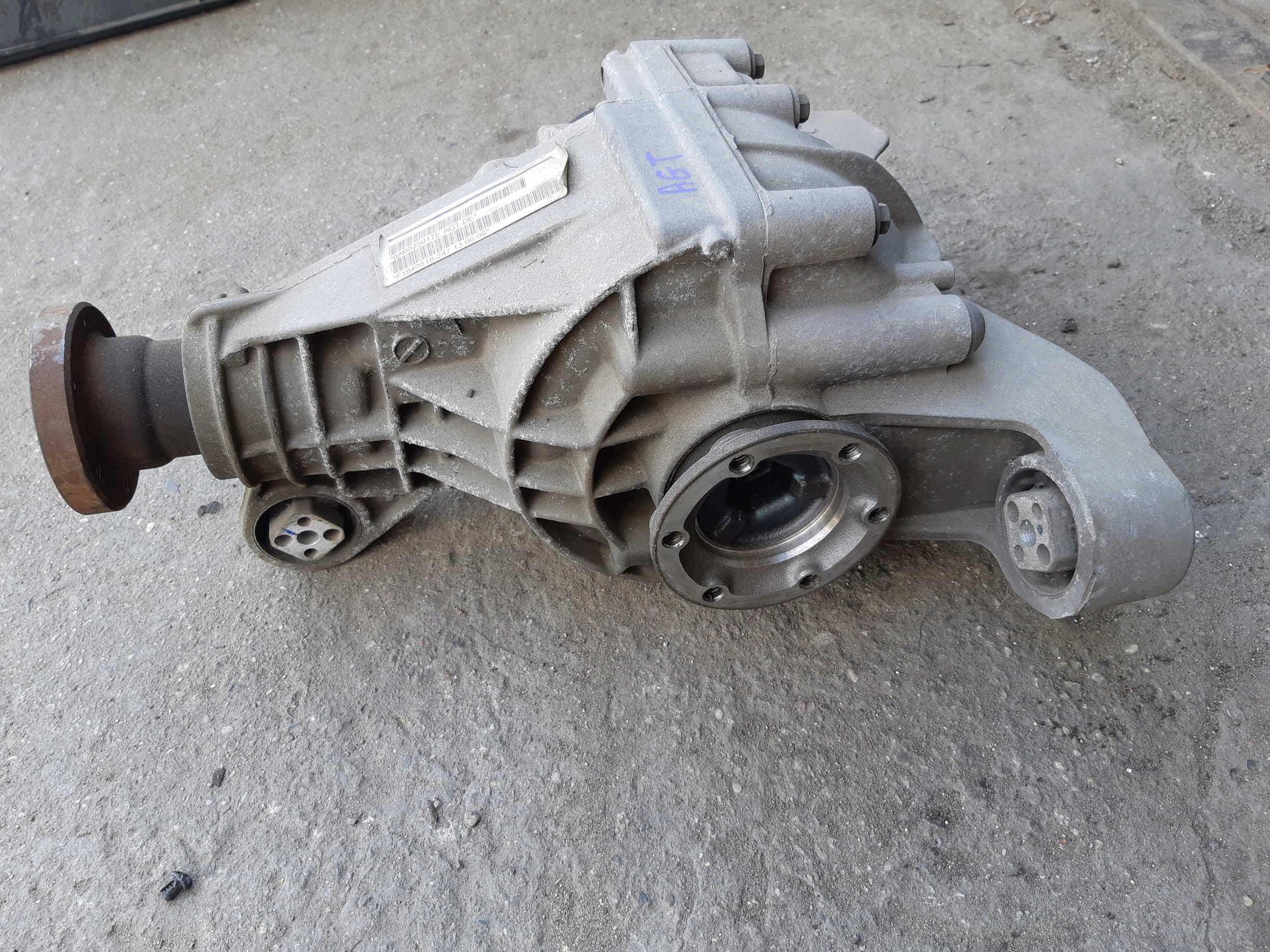 AUDI Q7 4L differential diff differential rear rear part AGT 0AB525017E