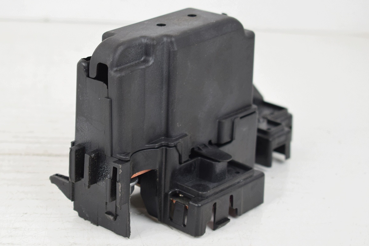 Klemme PLUS * plus PIROTECHNICZNA AUDI 80A915459