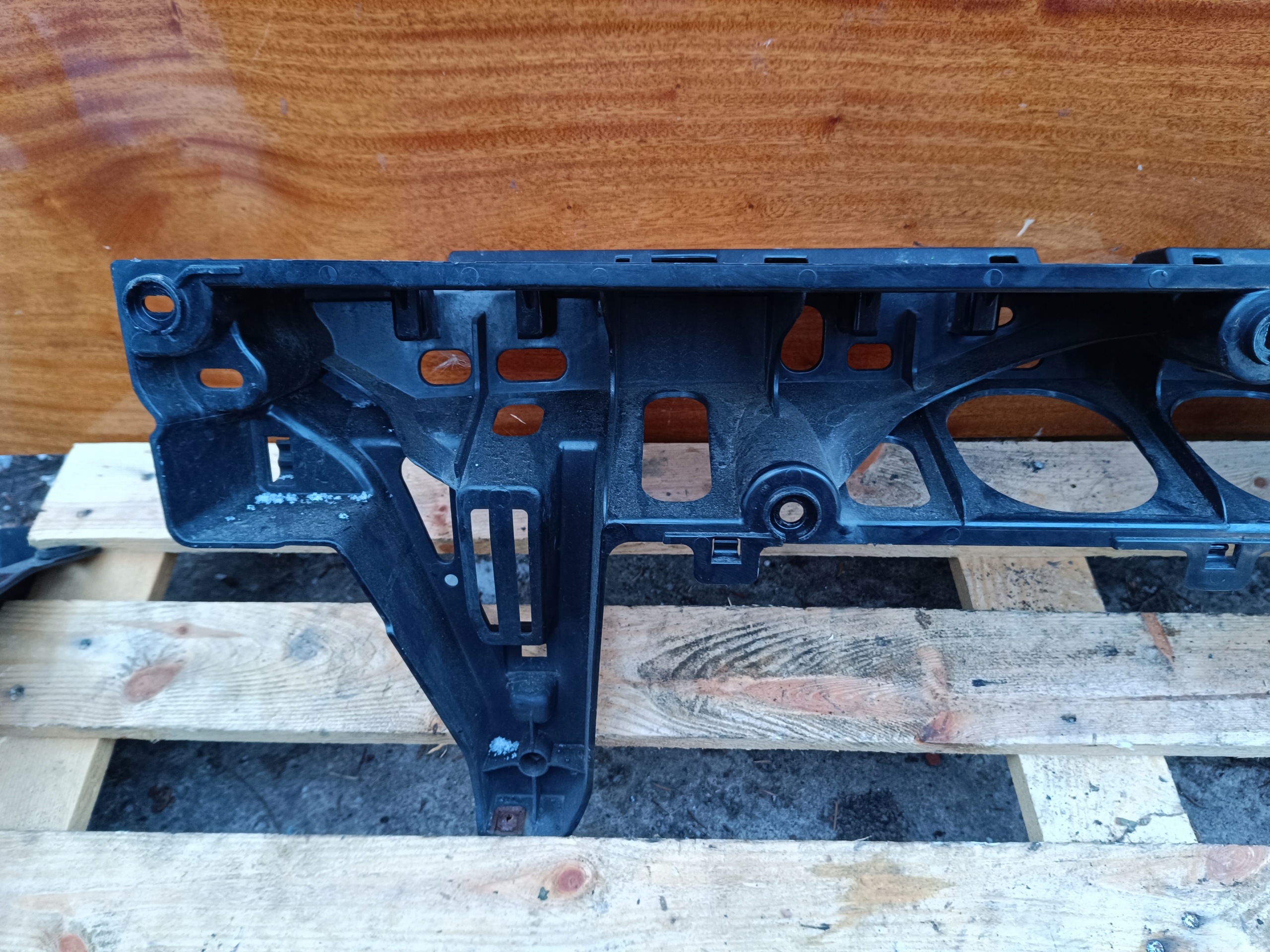 bumper bracket central rear part bmw x5 e70
