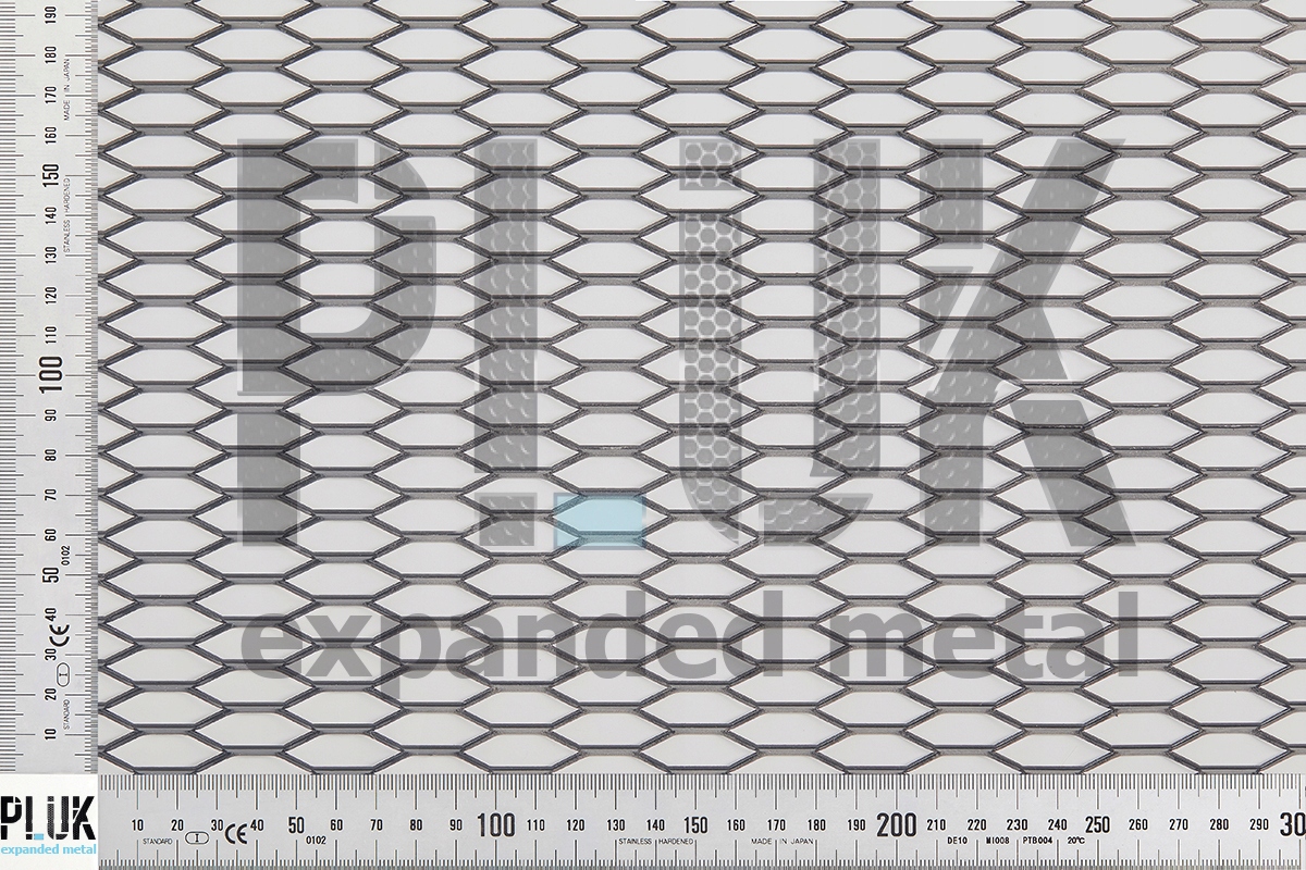 SIATKA TUNINGOWA czarna 30x10mm 100x40cm GRILL