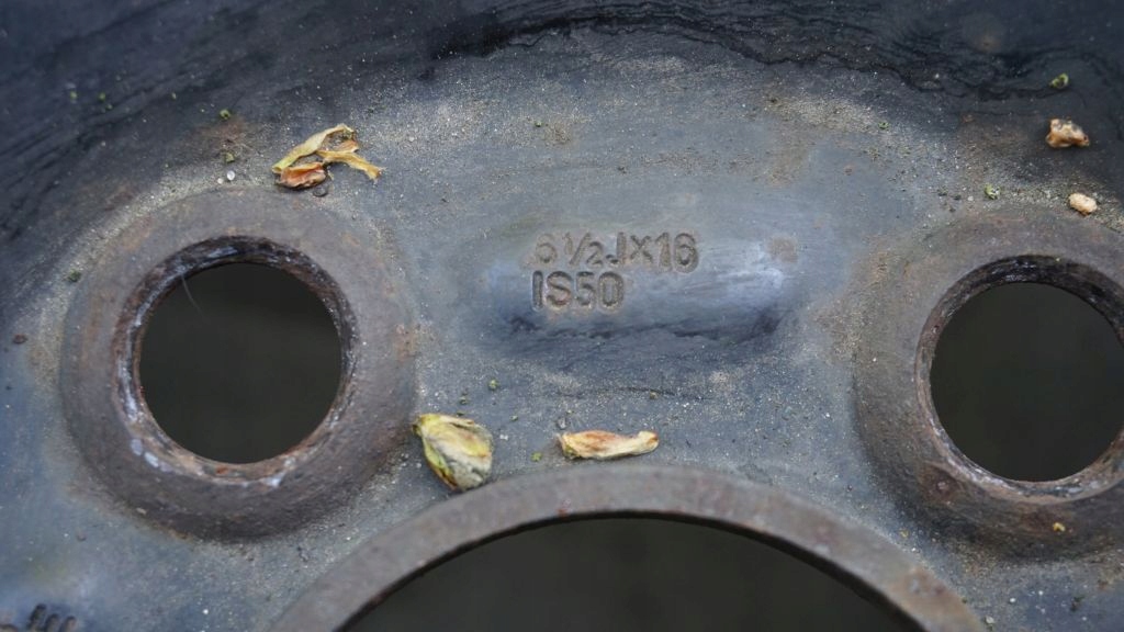 VOLVO S40 V50 C30 C70 - CERCHI Ferro 16