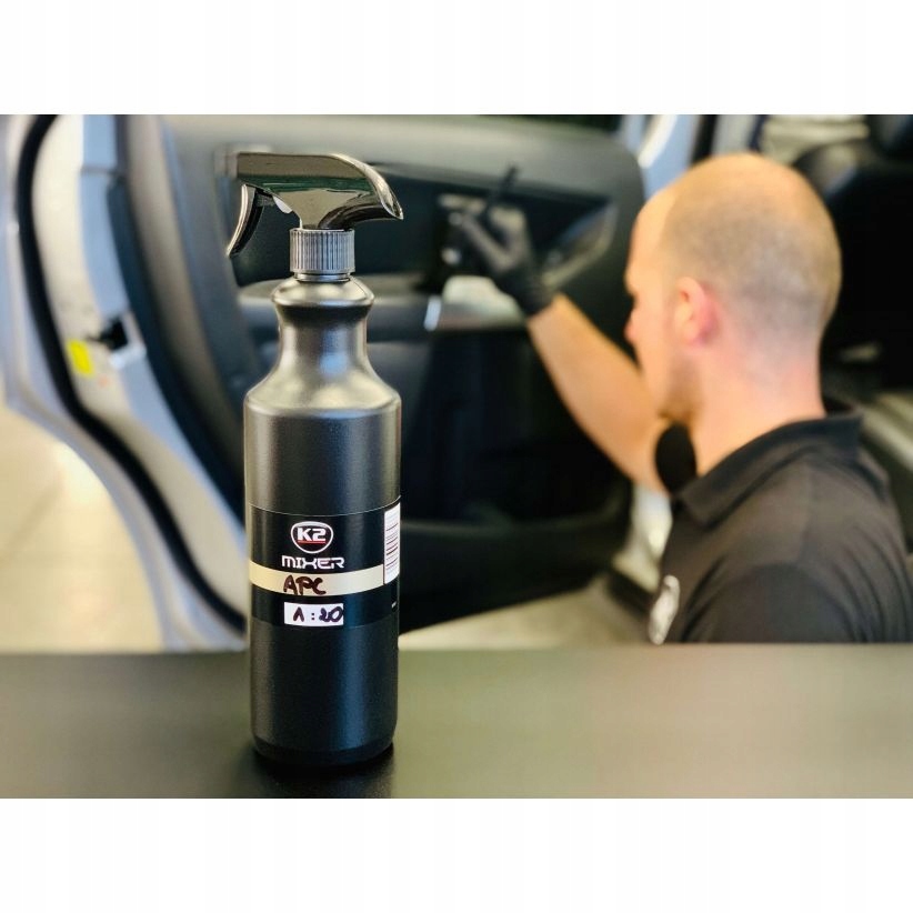 ADBL ŚRODEK CZYSZCZĄCY APC 5L SZCZOTKI BUTELKA Waga produktu z opakowaniem jednostkowym 5.3 kg