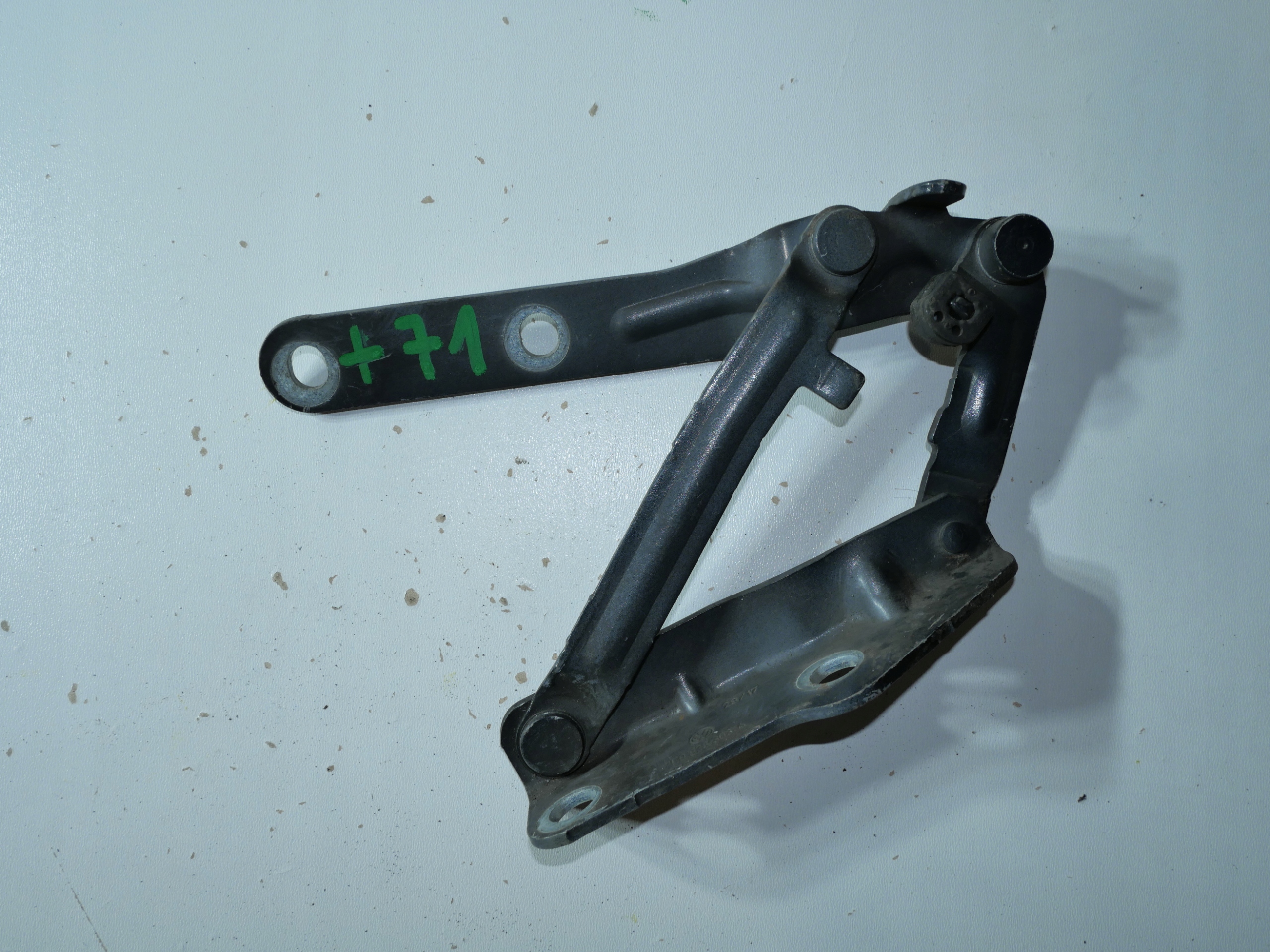 hinge bonnets POKRYWY right VW T6 7E0823302A