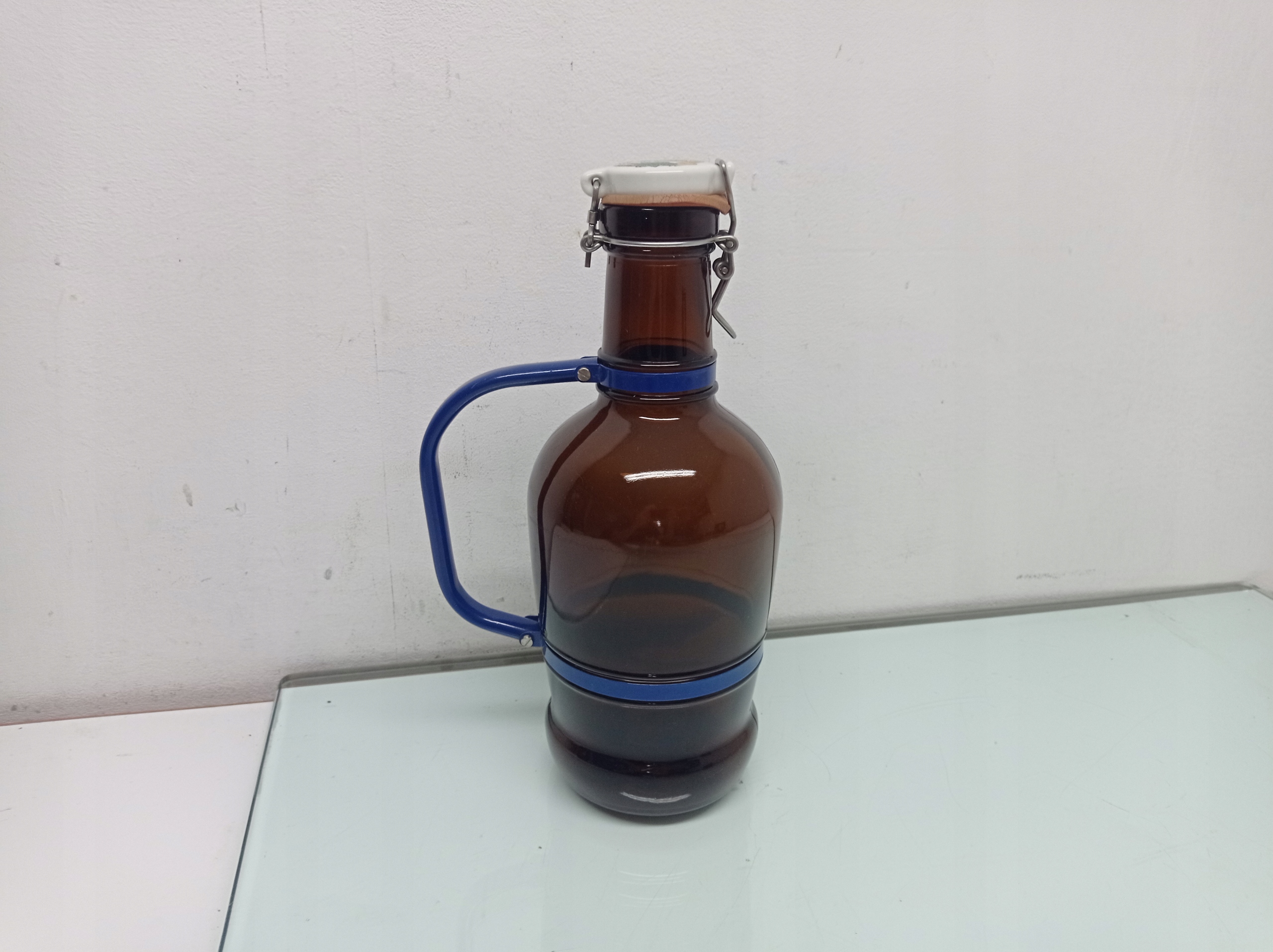 Старая пивная бутылка-GAMBRINUS 2L-ухоженная