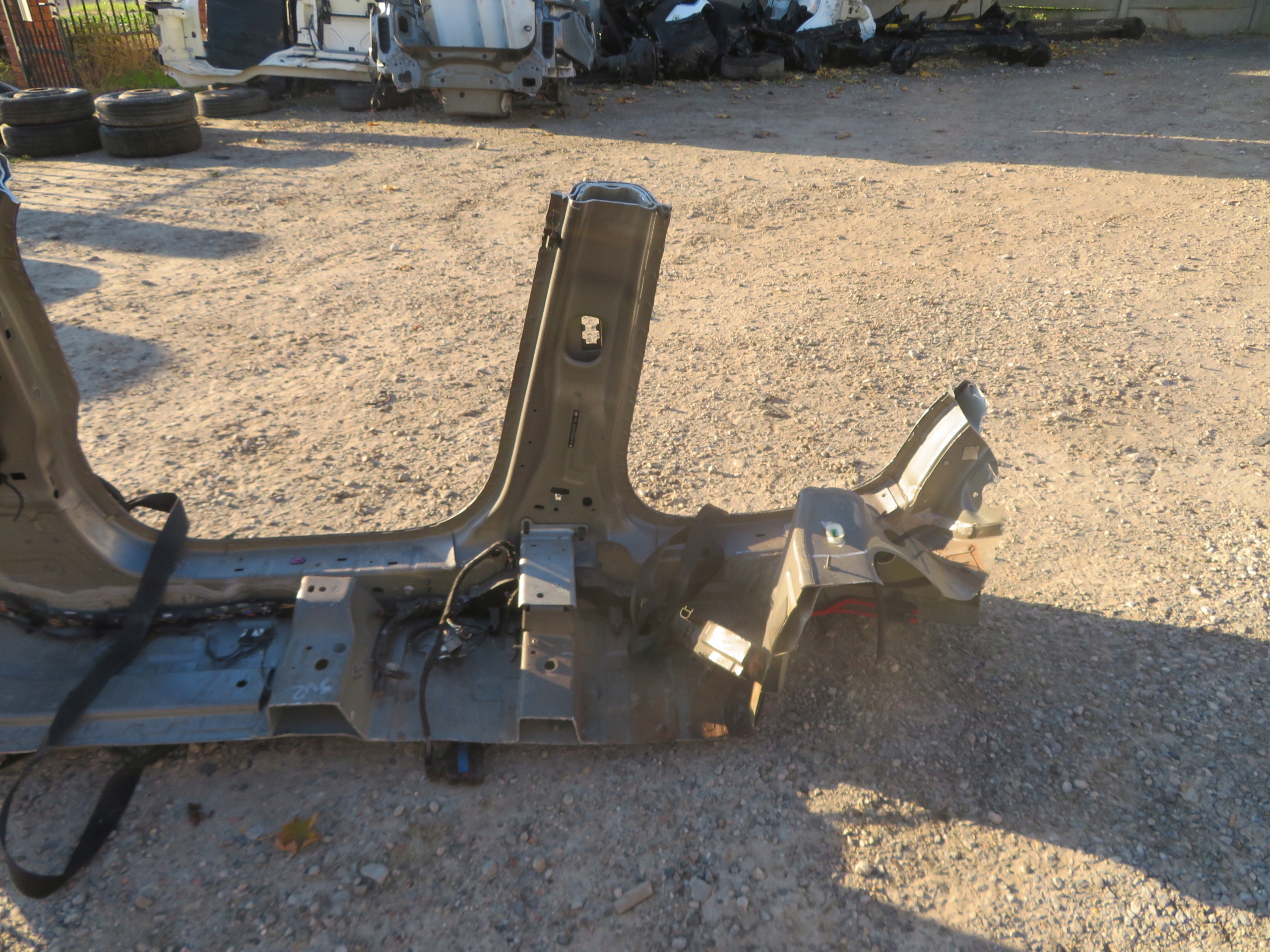 threshold pillar right LAND ROVER RANGE ROVER VELAR 22R