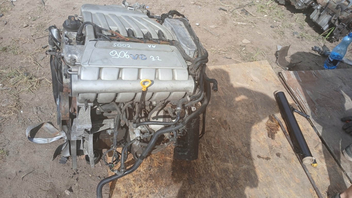 VW PHAETON 3.2B V6 AUTOMAT SILNIK SPRAWNY