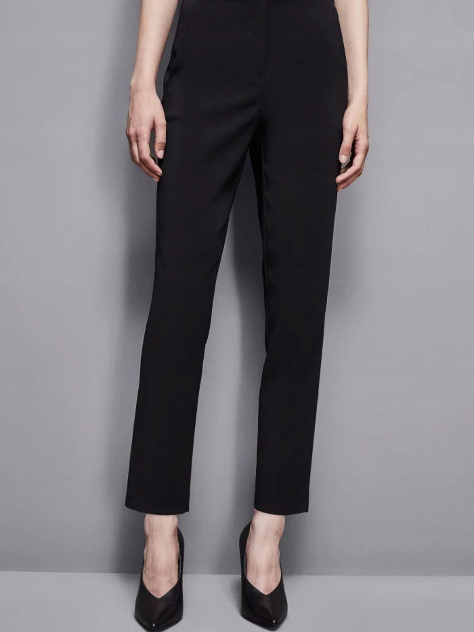 Dámské kalhoty Patrizia Pepe 8P0655 A6F5 černé Pants: 40