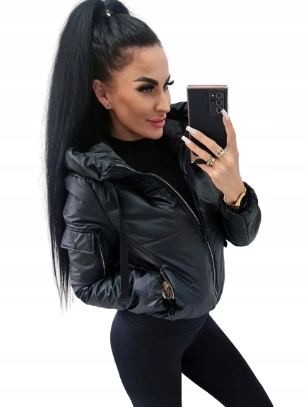 Wiosenna Matowa Kurtka Brendi Z Kapturem I Trokami Czarna S