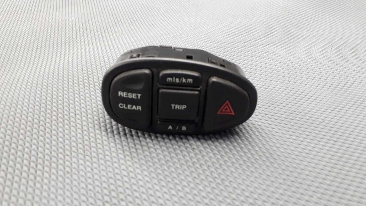 Przełącznik awaryjnych jaguar s-type