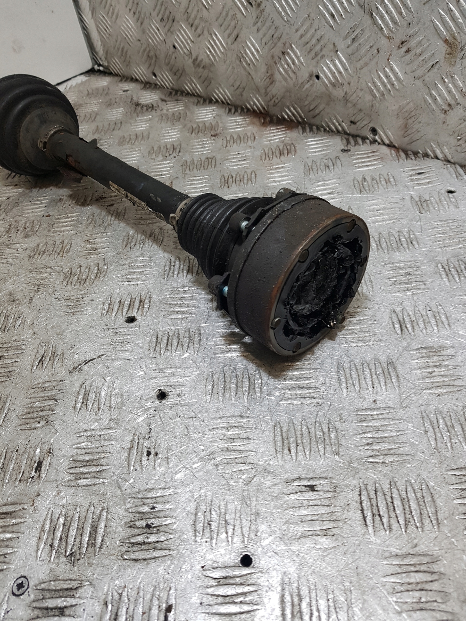 semi-axis semi-axis left front VOLKSWAGEN GOLF 5 1.9 TDI