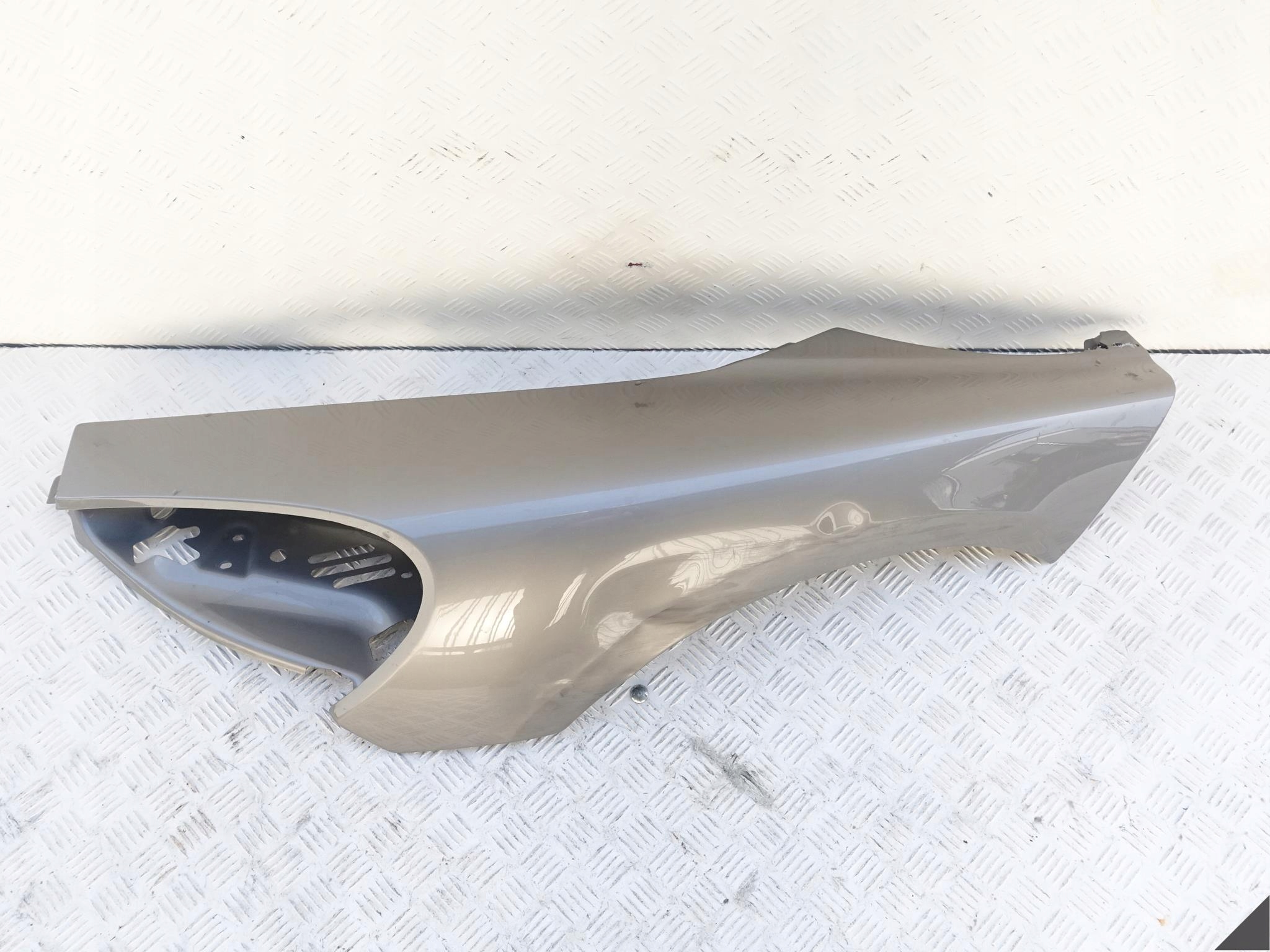 MCLAREN 570S fender front left