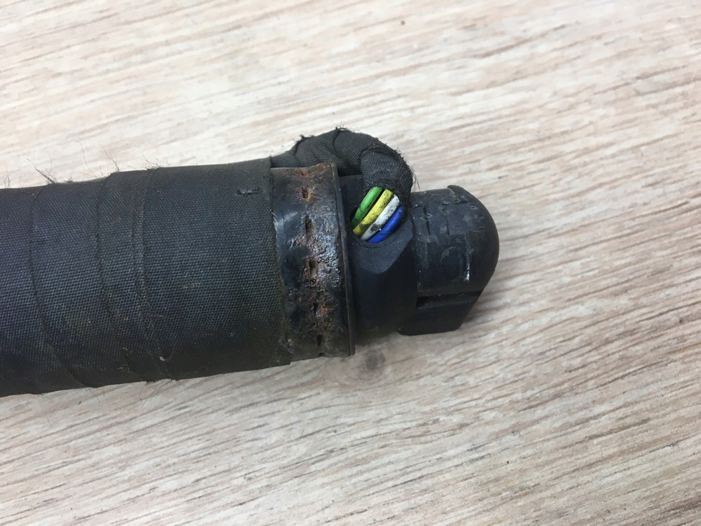 7f0c090b402589fe7427603c995f