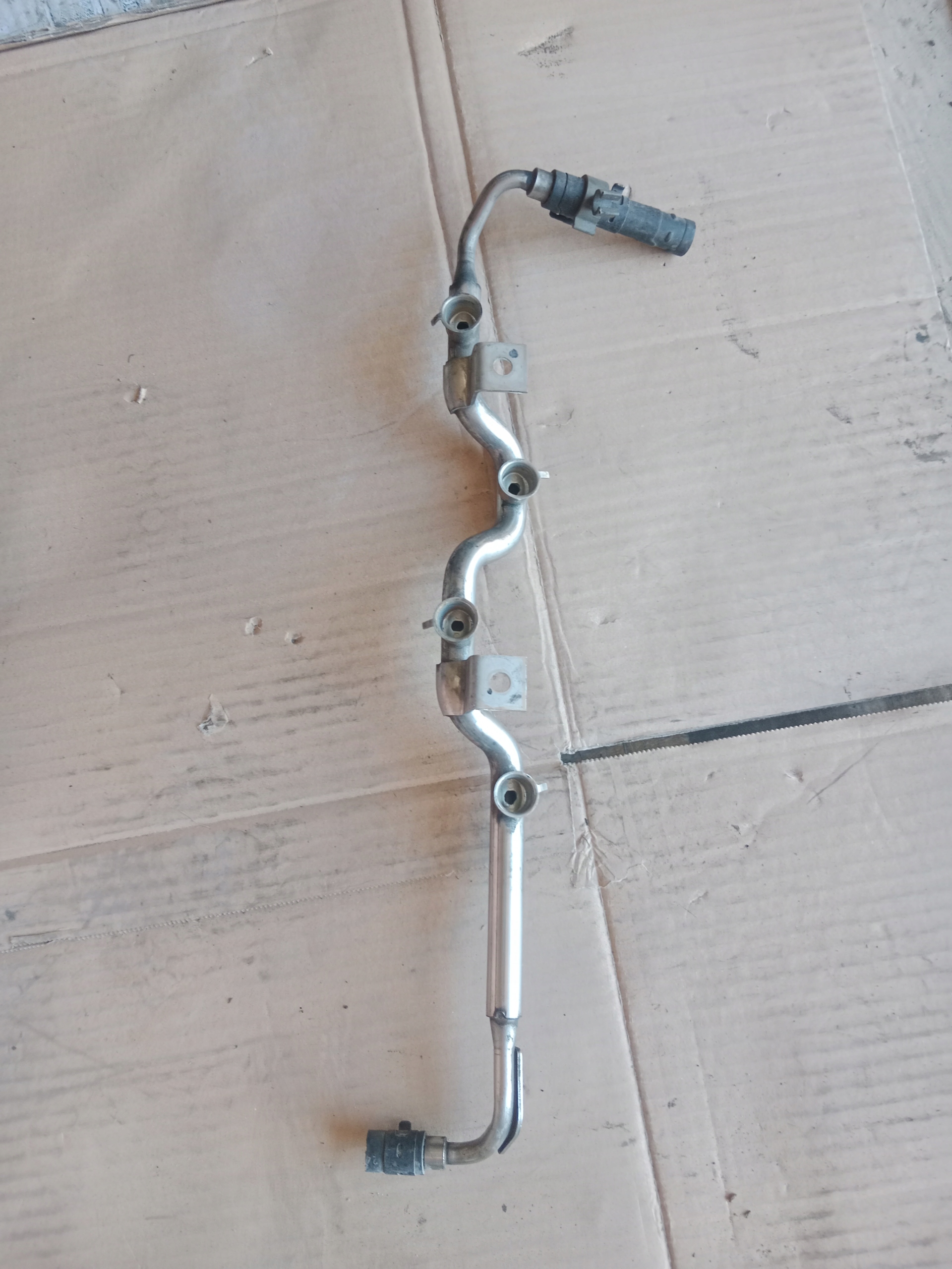 Rampe injection VW PASSAT 4.0 W8 07D133316H