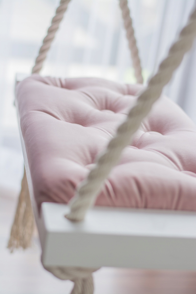 Stylowa huśtawka MEDIUM 60cm na linach dla dziec Materiał drewno