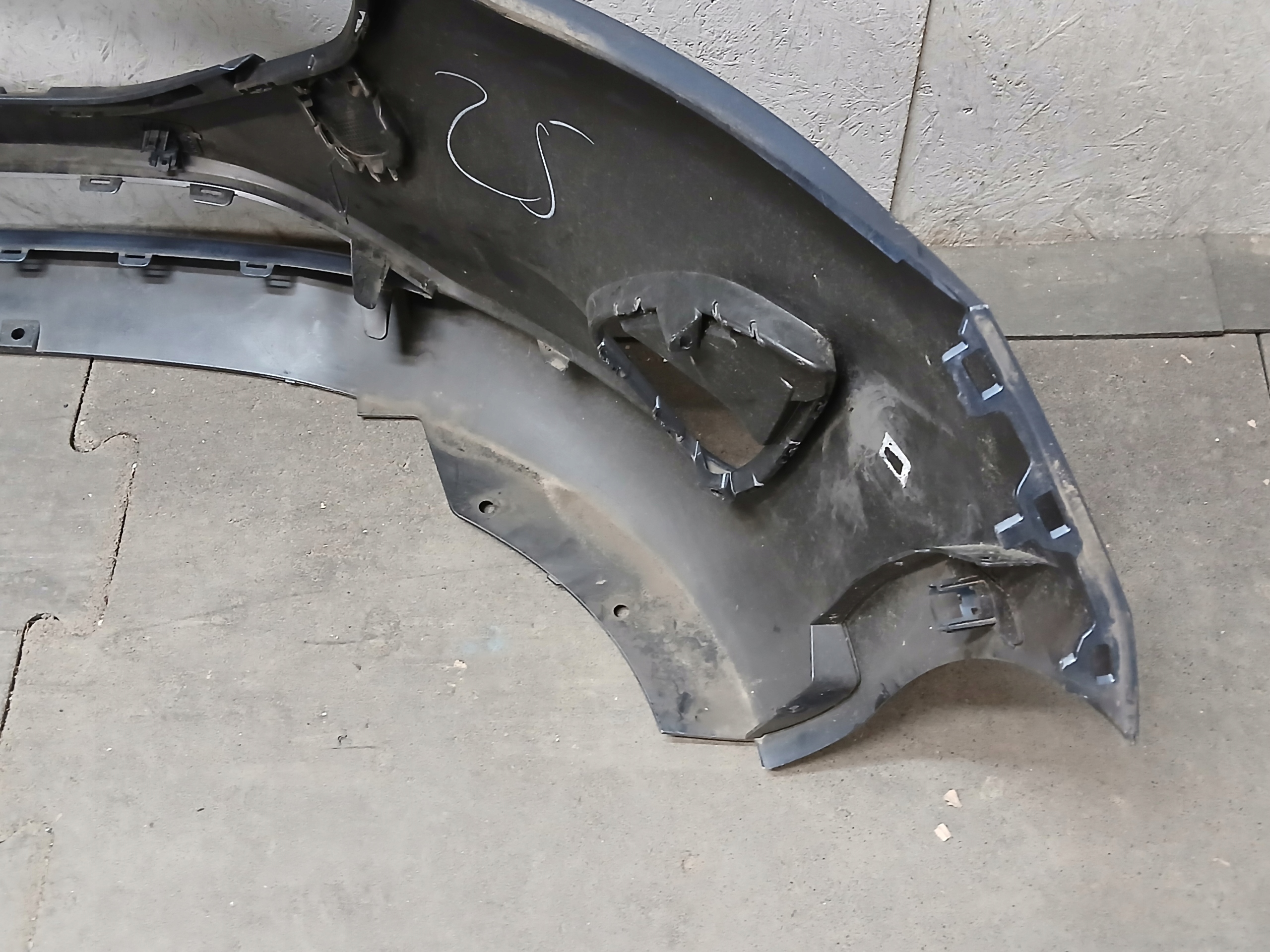 Paraurti Anteriore FORD FIESTA MK8 LIFT