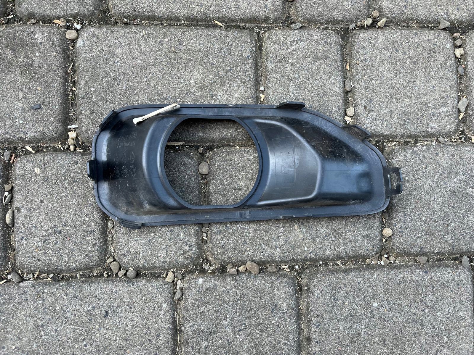 RAMKA LEWA HALOGENU OSŁONA OBRAMÓWKA JEEP WRANGLER JL GLADIATOR Numer katalogowy części 6NC79TRMAA 12