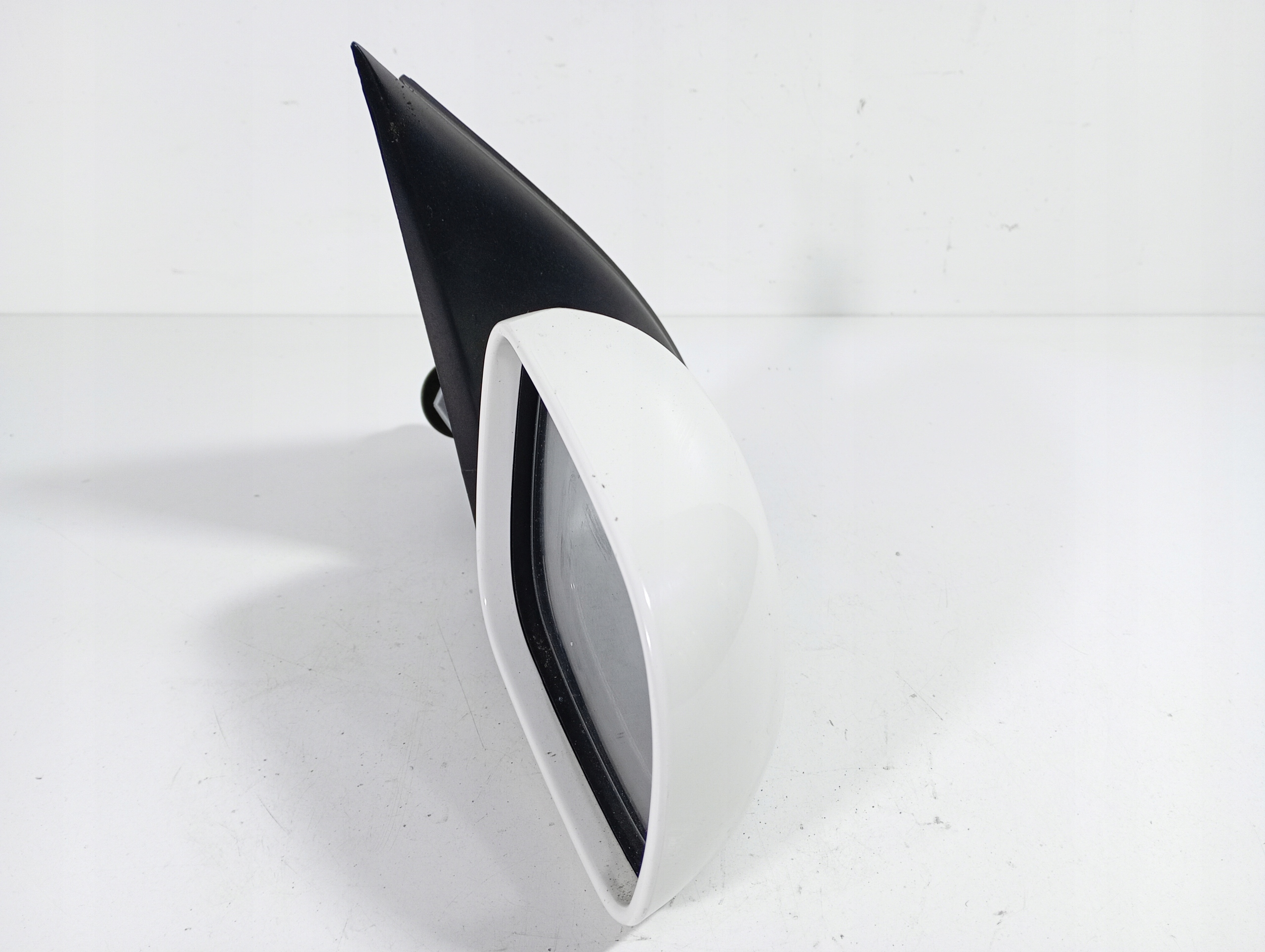 VW Lupo 98-05 mirror right manually kod lakieru AUC