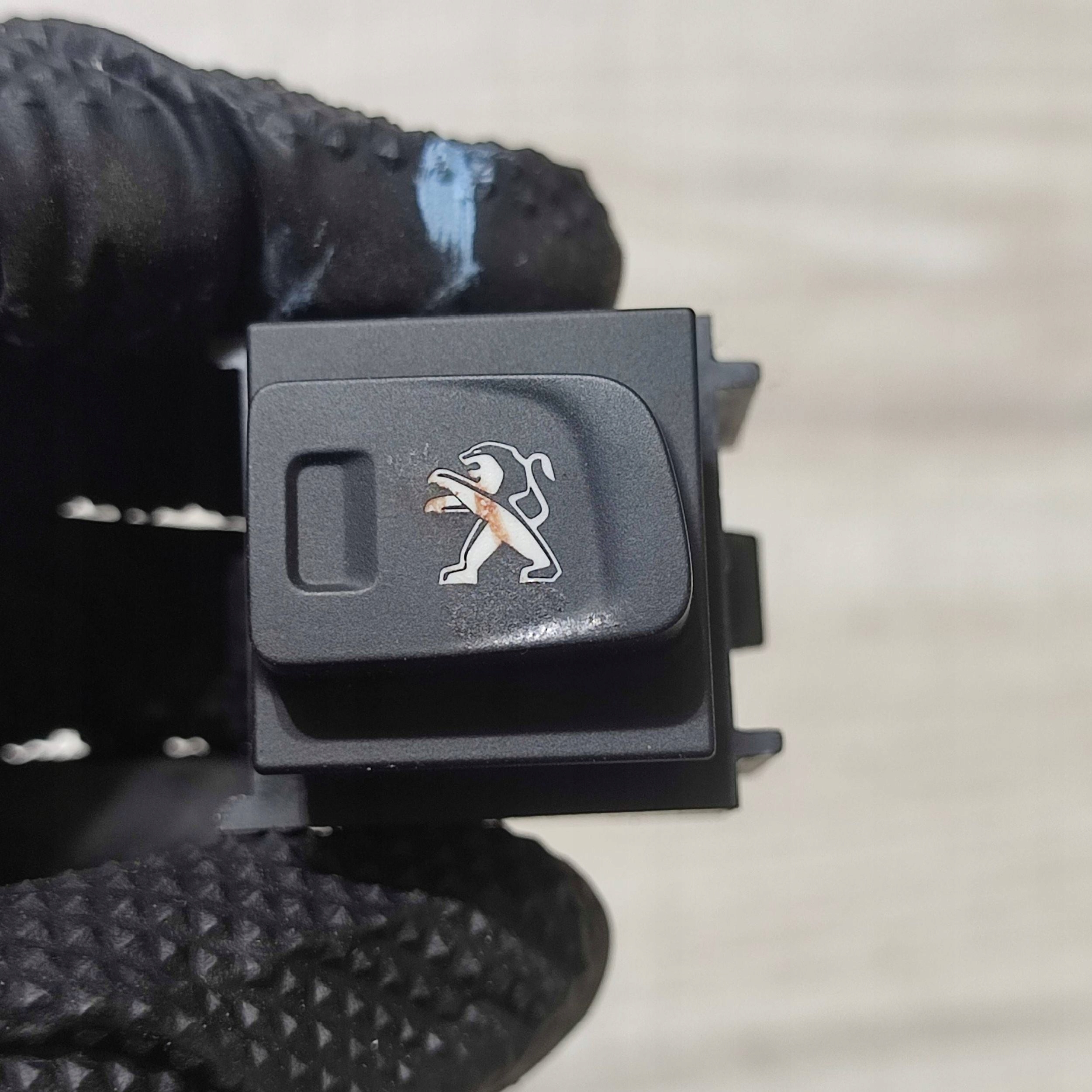 Autre / autres / plus Commandes Peugeot Rifter