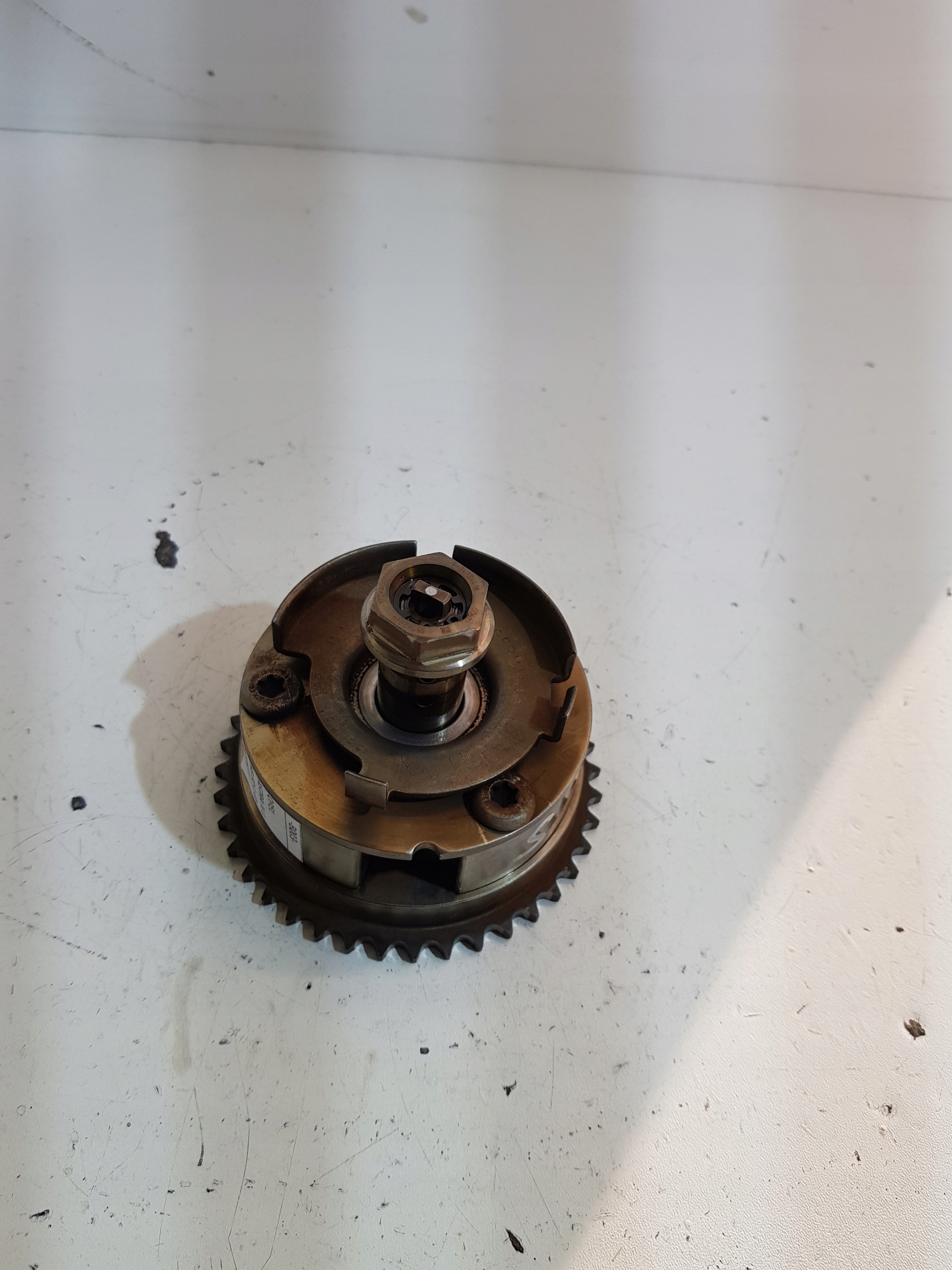 РЕГУЛЮВАЛЬНИК ВАРІАТОР ГАЗОРОЗПОДІЛУ ASTRA J 1.4 T 55562222