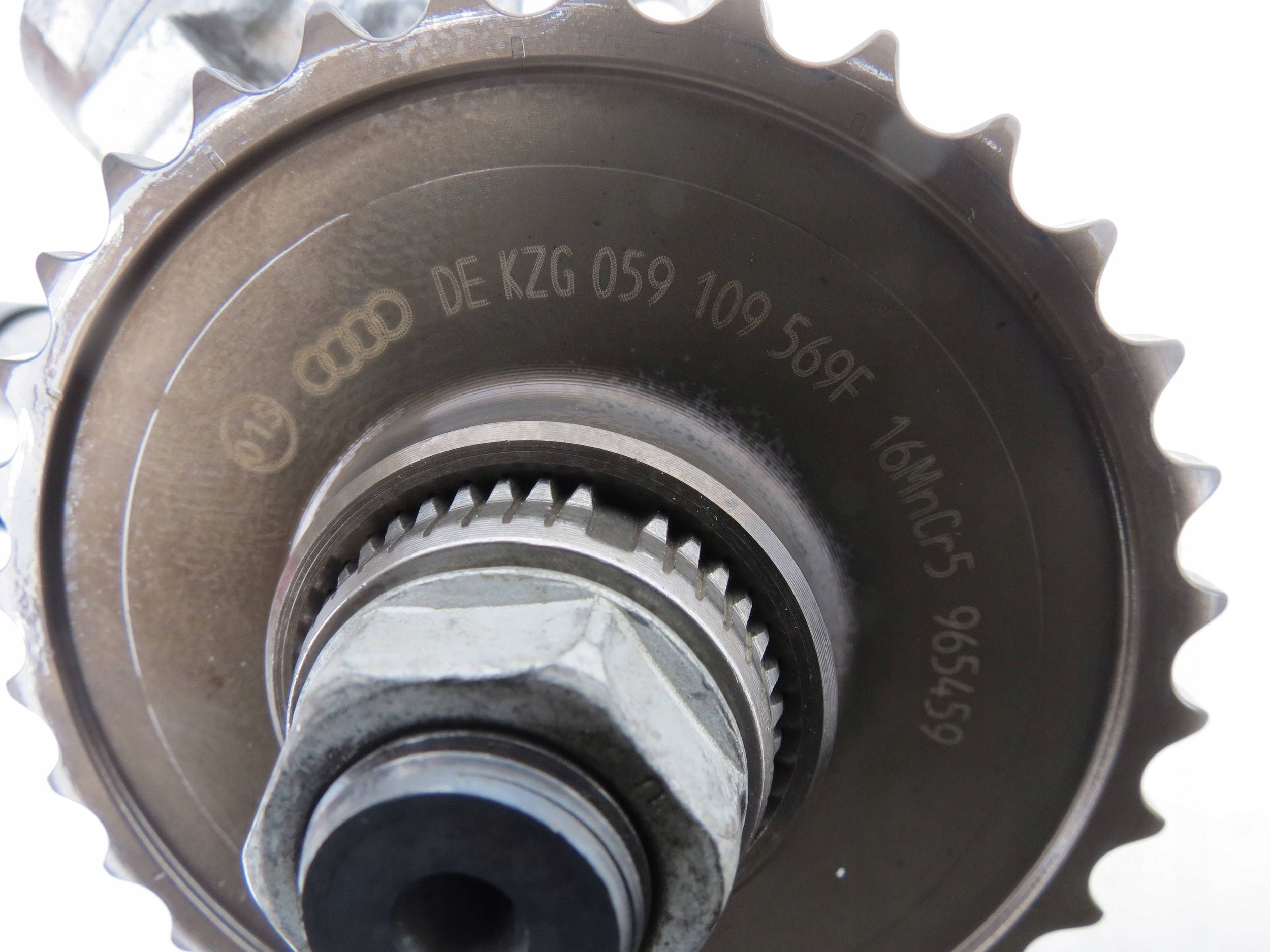 Einspritzpumpe fuel AUDI Q7 4L 0445010642