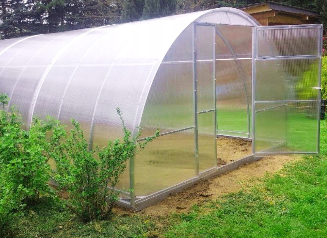 SZKLARNIA z POLIWĘGLANU 3,5x4m OCYNK TUNEL 40x20mm Szerokość 3.5 m