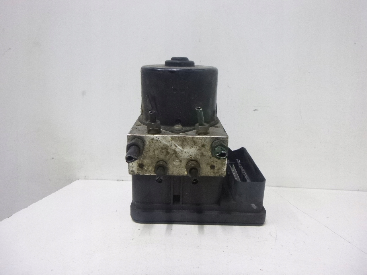 POMPA ABS CITROEN C5 2.2HDI 2002R.