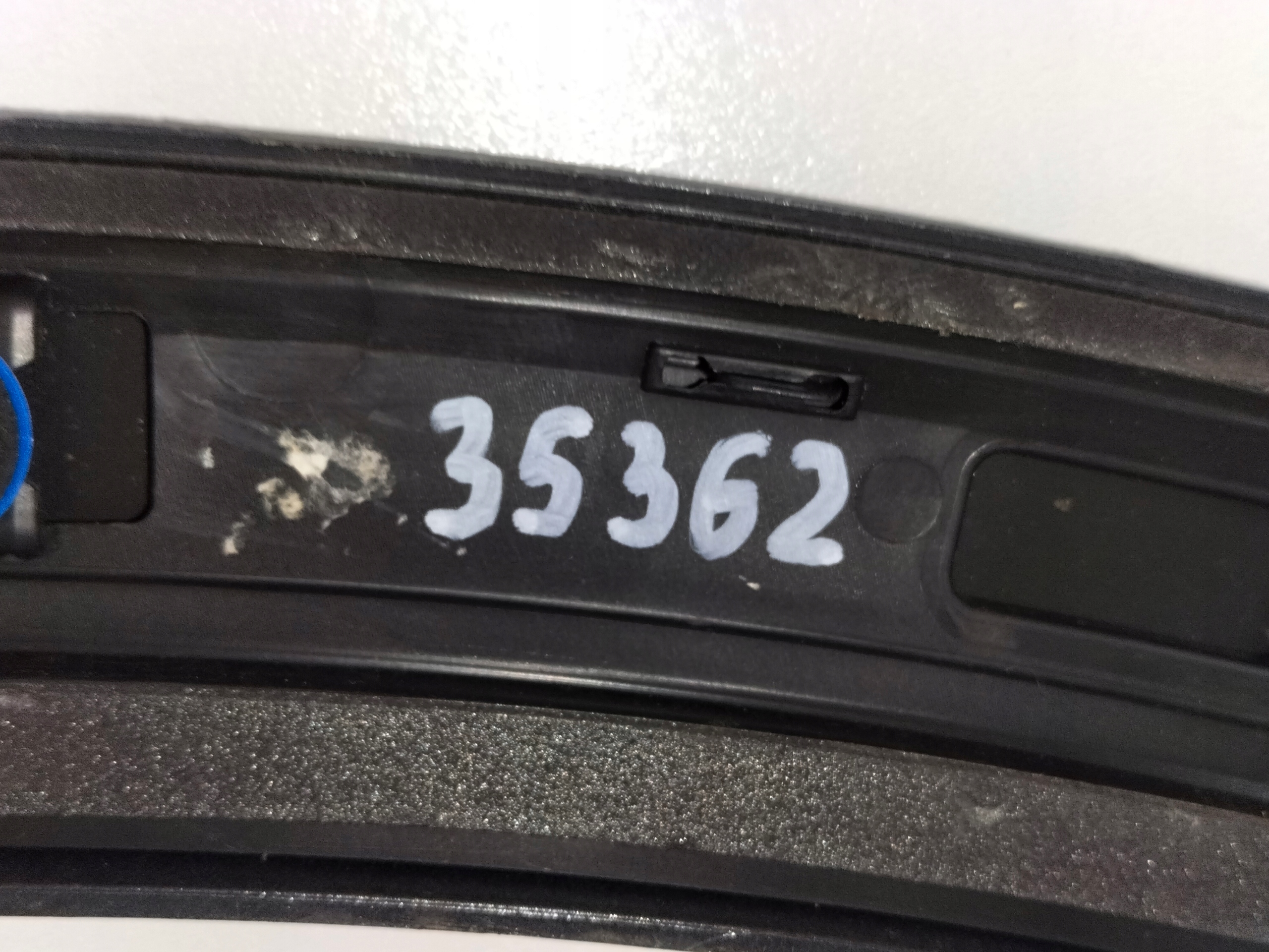 COUVERTURE MOULAGE AILE ARRIÈRE DROIT AUDI Q4 E-TRON 22
