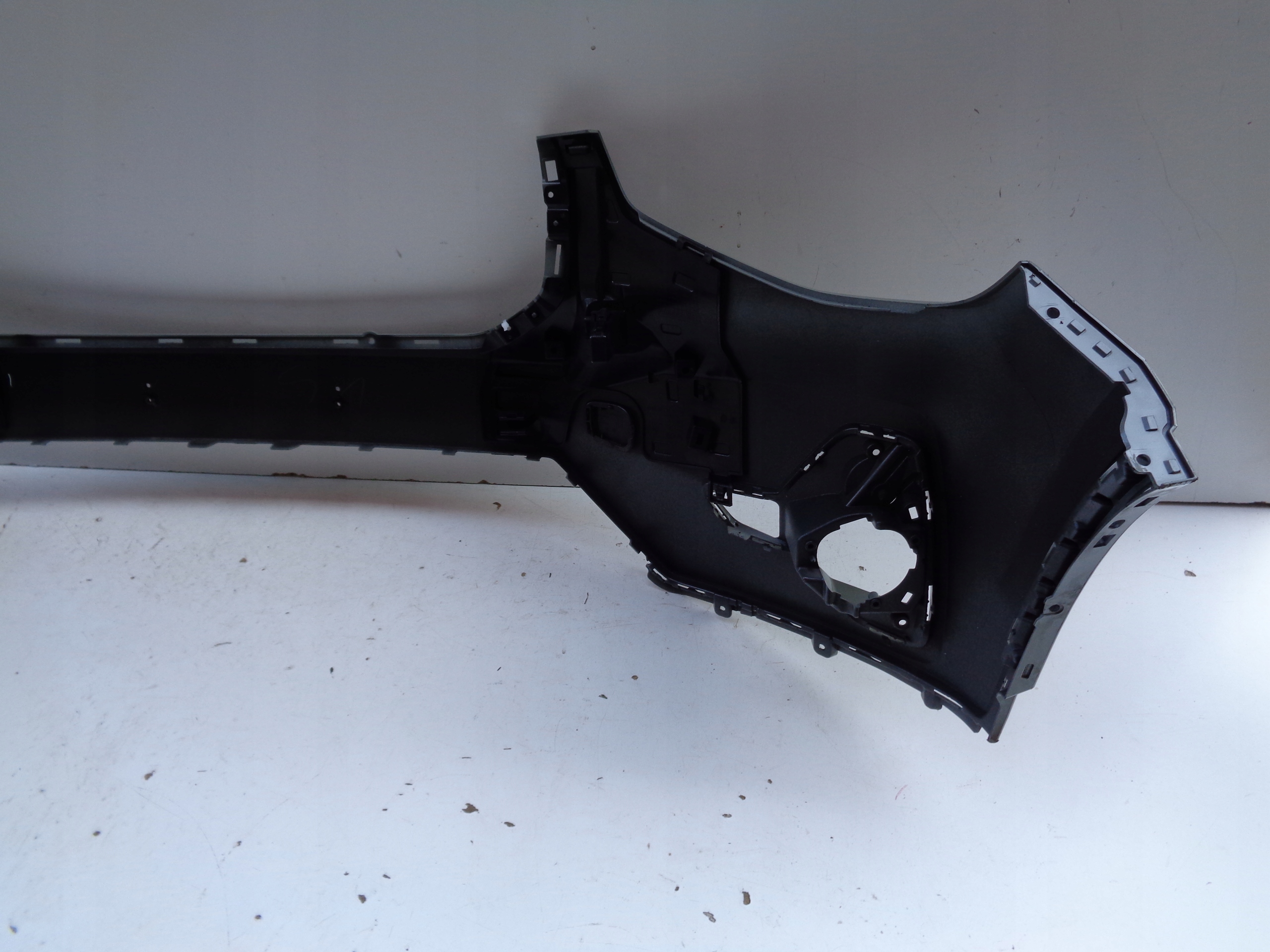 Frontstoßstange VOLVO XC40 22- LIFT C40 NR 52051