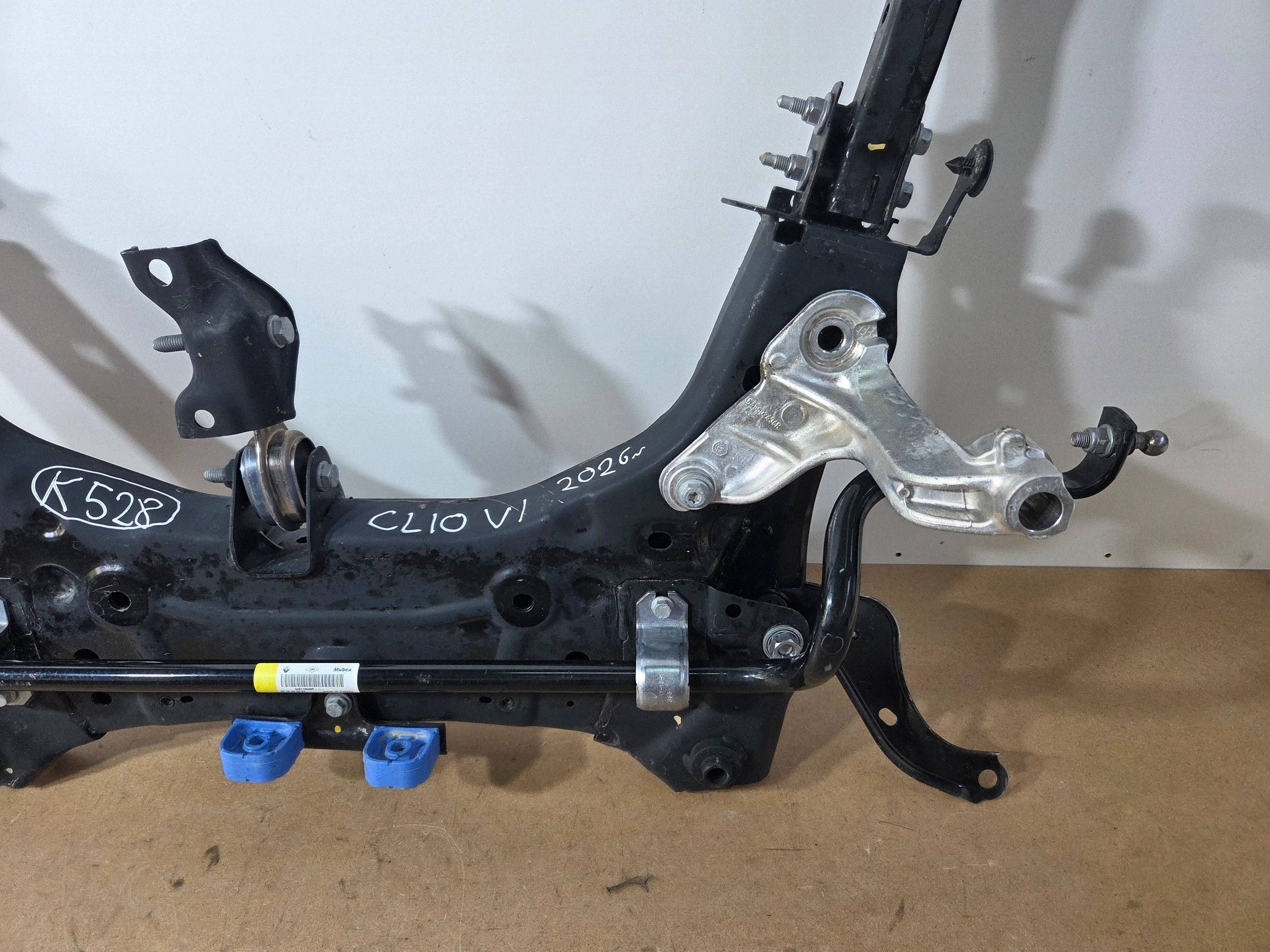 Renault Clio VI 2026r axle beam front (K528)
