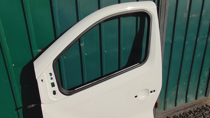 door left front nice RENAULT TRAFIC III VIVARO FIAT TALENTO 14-25R