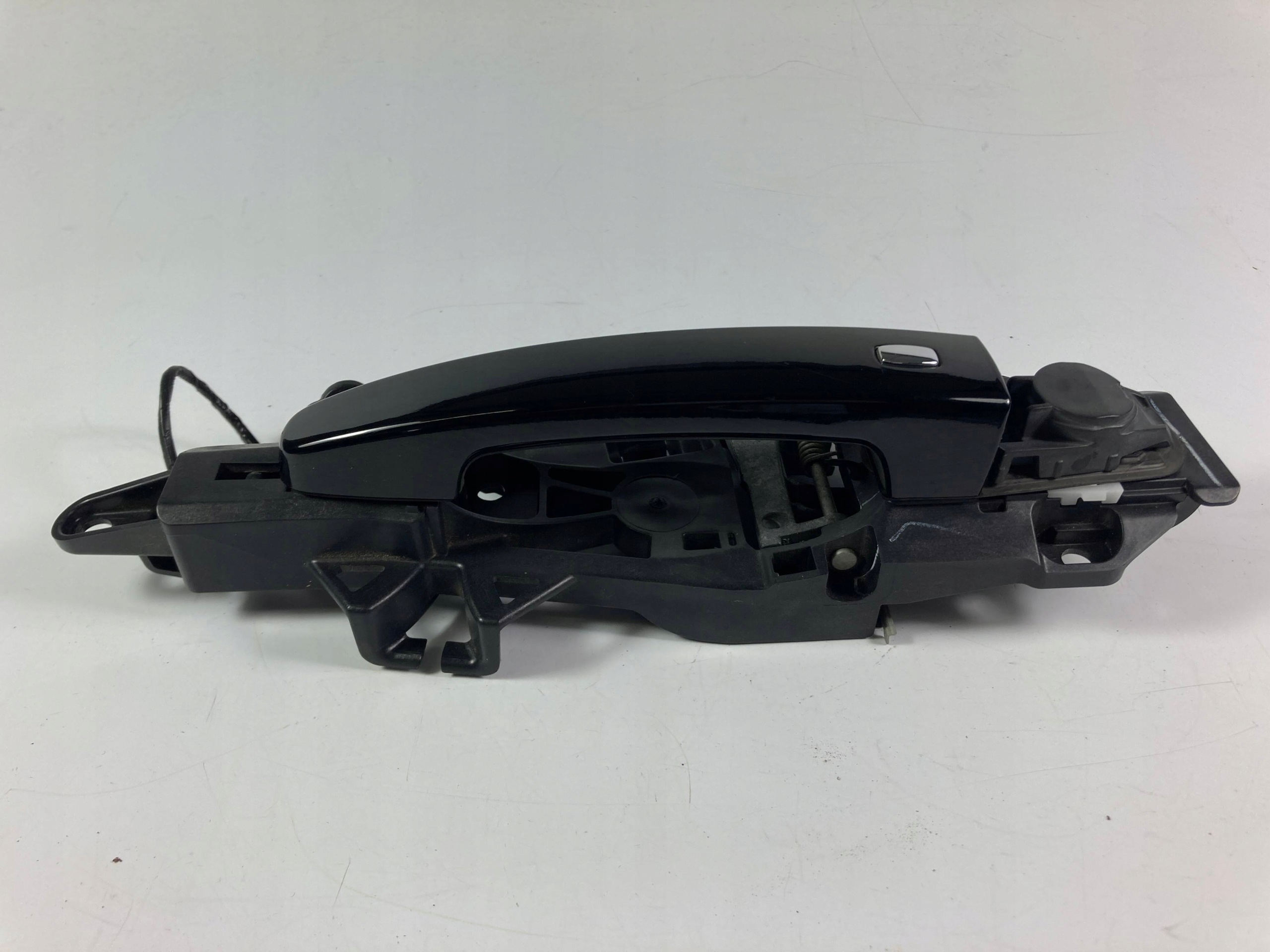 Chevrolet Camaro handle exterior right 4 pin Keyless 2016-24