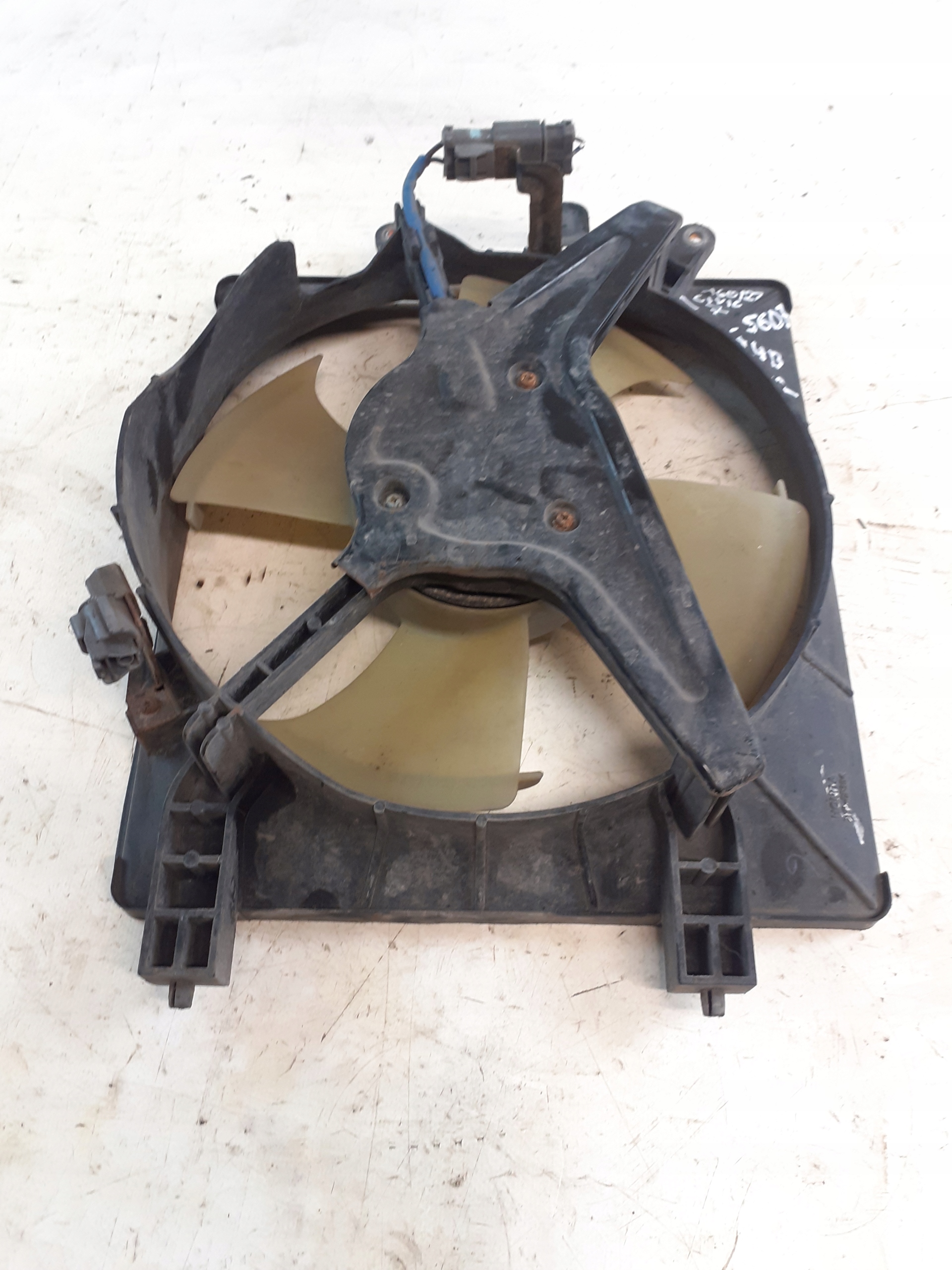 ventilátor chladiče Honda Civic VII 7 1,4B